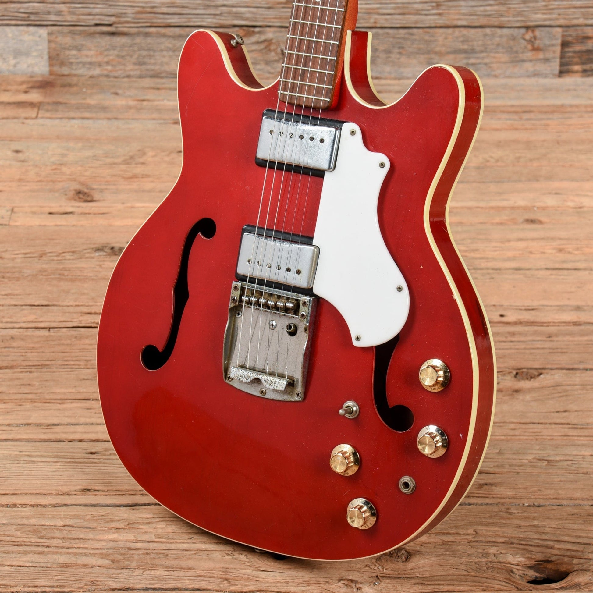 Supro Coronado Red 1968 Electric Guitars / Hollow Body
