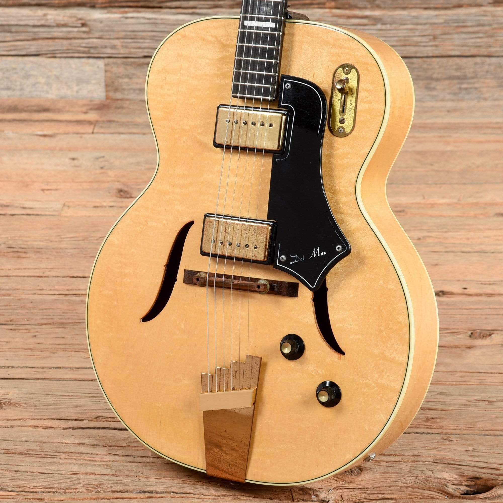 Supro Del Mar Natural 1961 Electric Guitars / Hollow Body