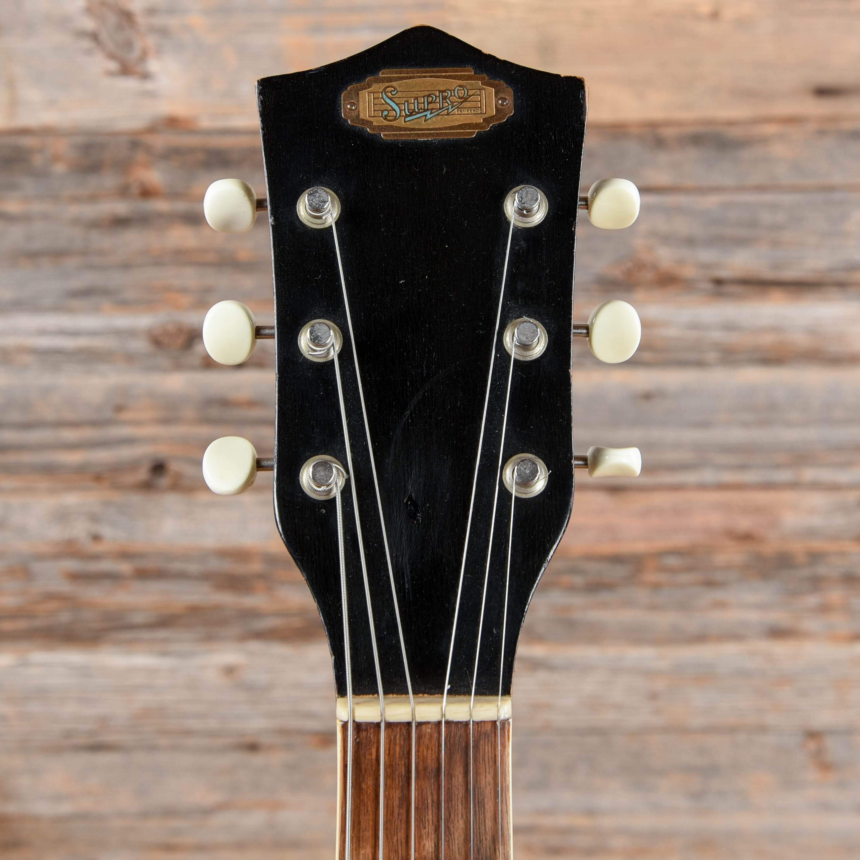 Supro El Capitan Sunburst 1955 Electric Guitars / Hollow Body