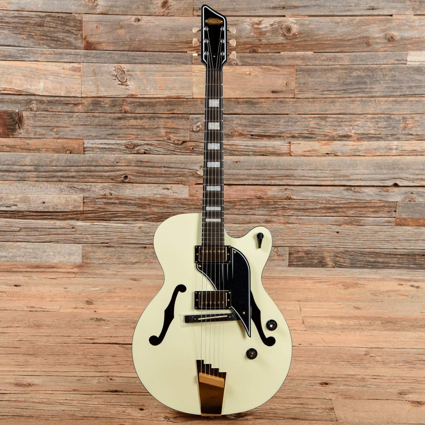 Supro Sierra Reissue Prototype White 2017 Electric Guitars / Hollow Body