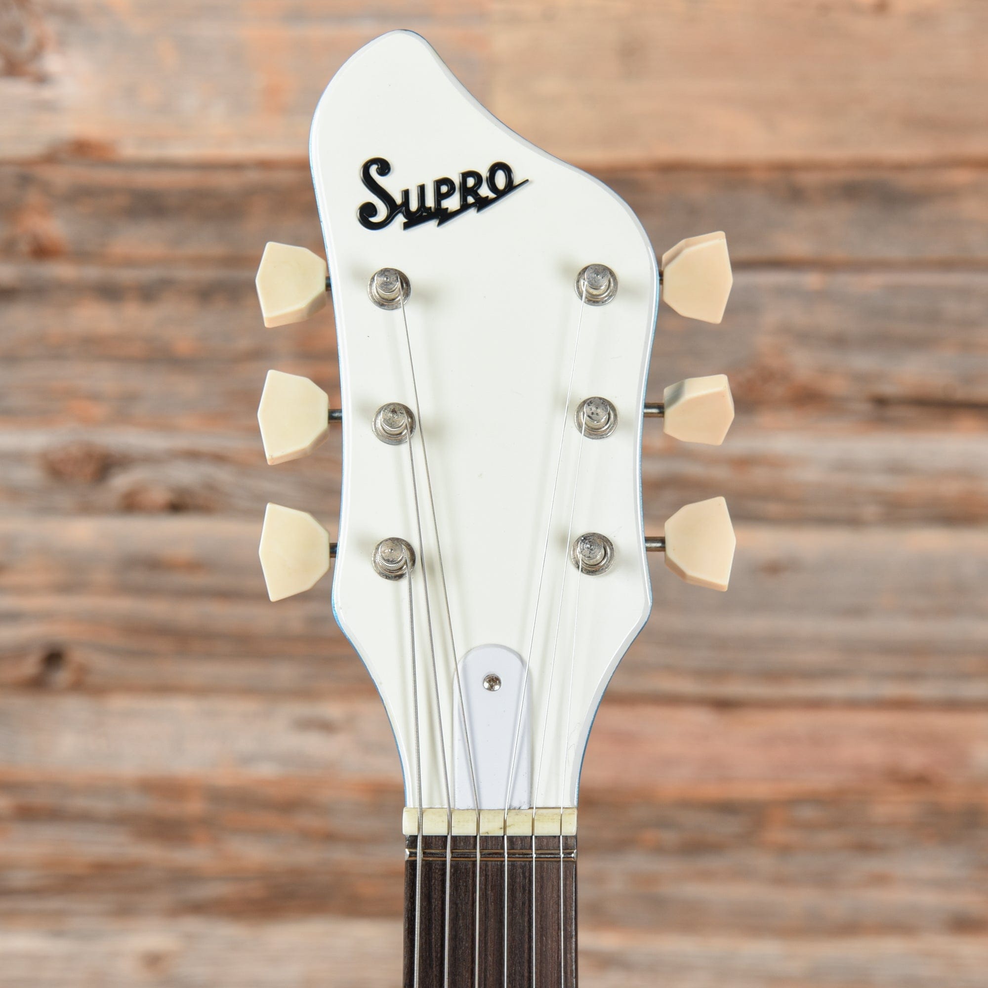 Supro 1570WB Sahara Single Pickup Americana Series Wedgewood Blue Metallic 2017 Electric Guitars / Semi-Hollow