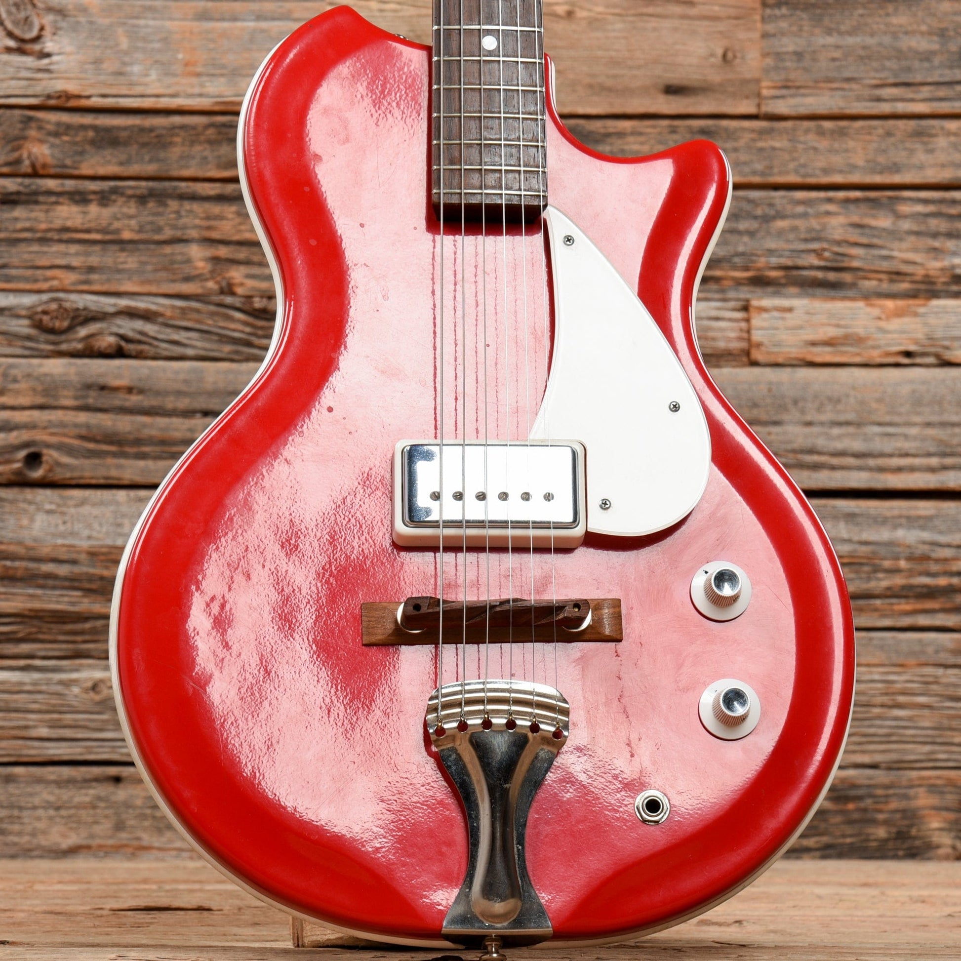 Supro Resoglass Red 1963 Electric Guitars / Semi-Hollow