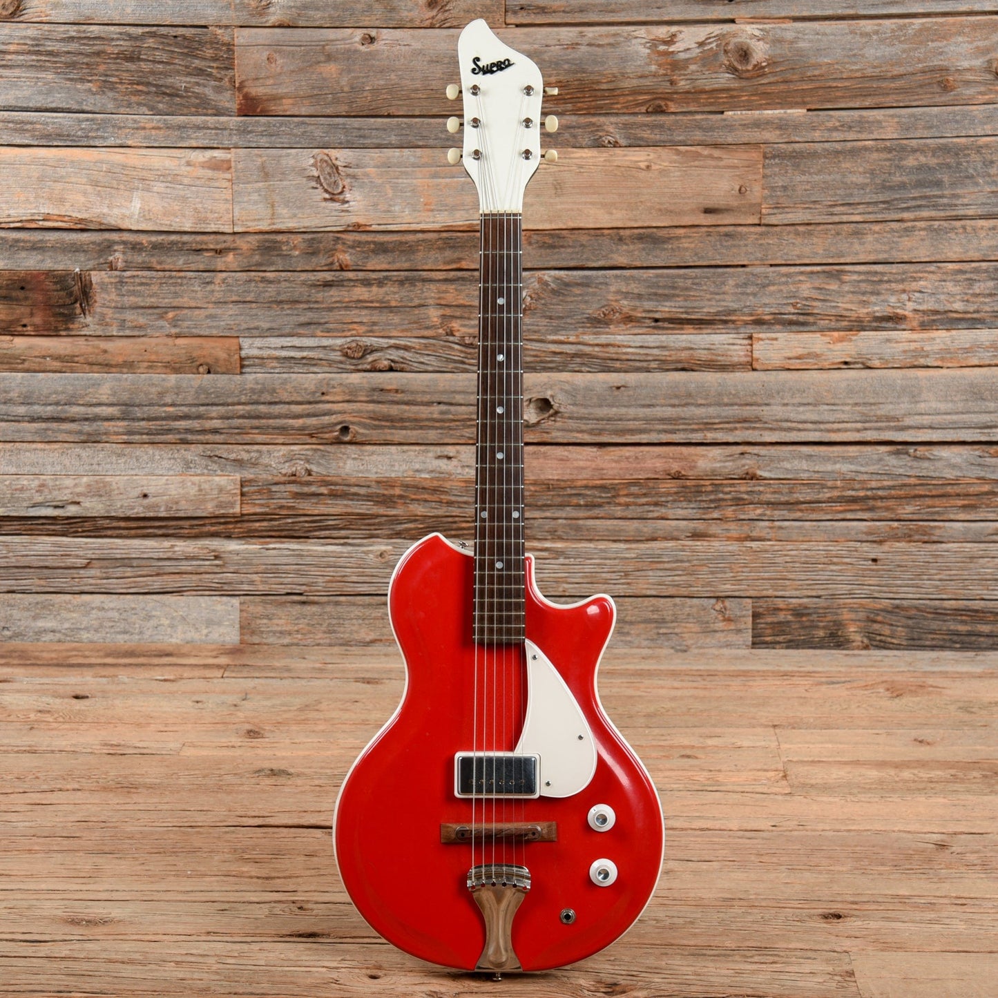Supro Resoglass Red 1963 Electric Guitars / Semi-Hollow