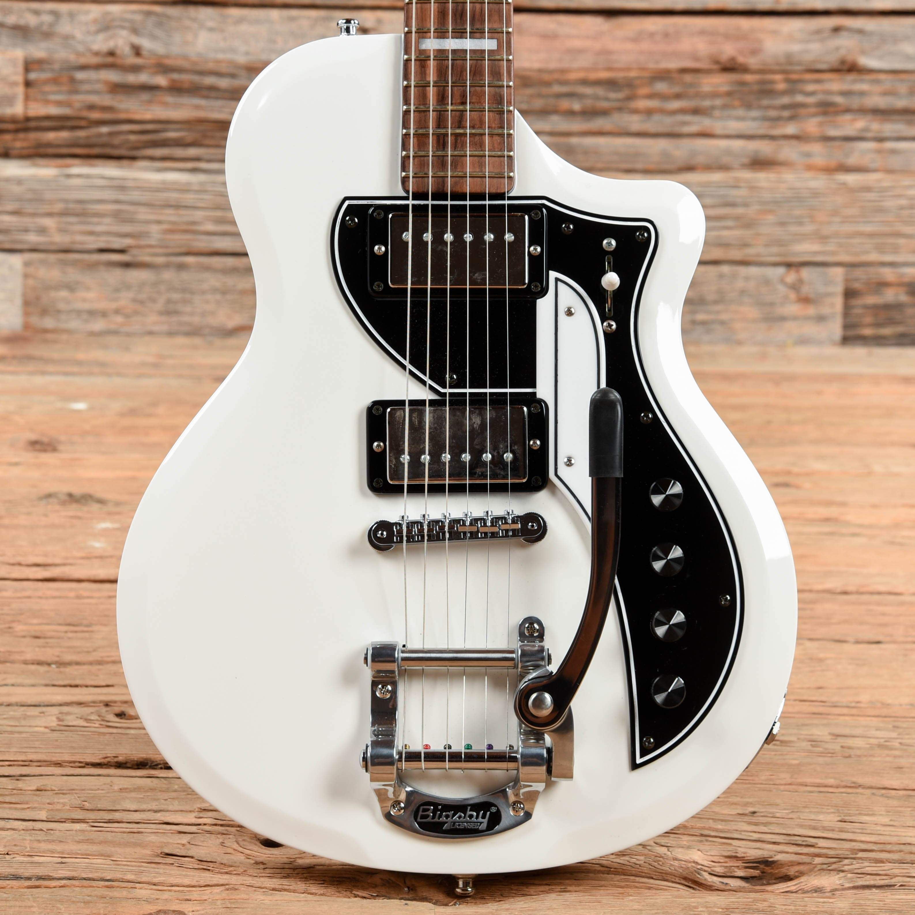 Supro 1224 Dual Tone Prototype White Electric Guitars / Solid Body