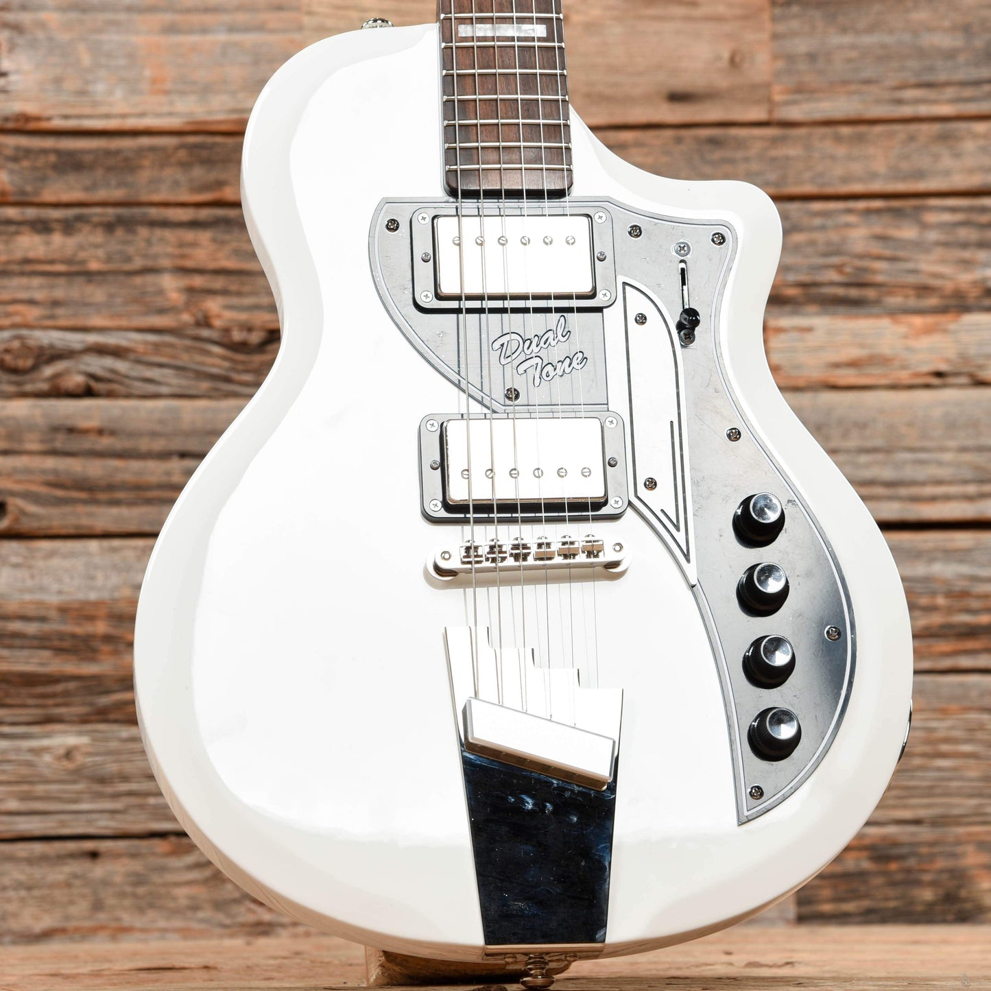 Supro 1224DBHT Limited Edition David Bowie 1961 Dual Tone Hardtail White Electric Guitars / Solid Body