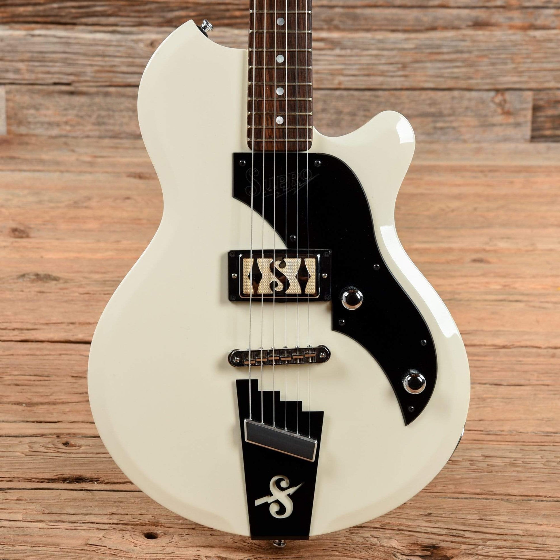 Supro USA 2010AW Jamesport Antique White Electric Guitars / Solid Body
