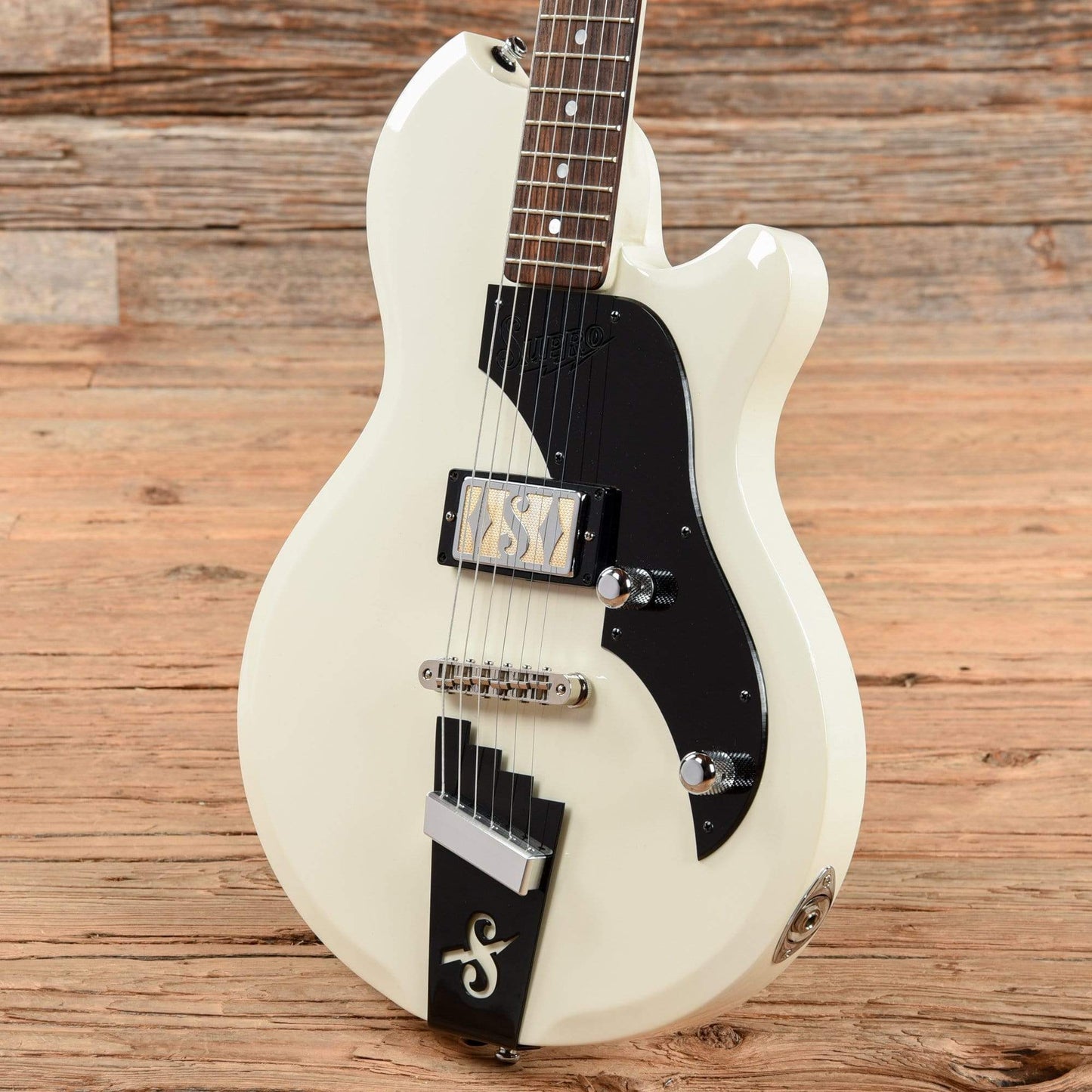 Supro USA 2010AW Jamesport Antique White Electric Guitars / Solid Body