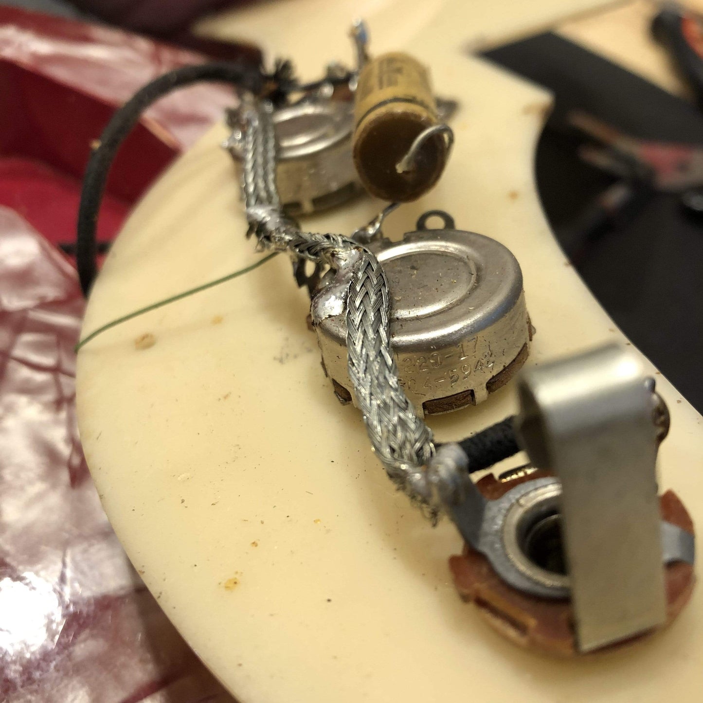 Supro Belmont 1570 Maroon MOTS 1960