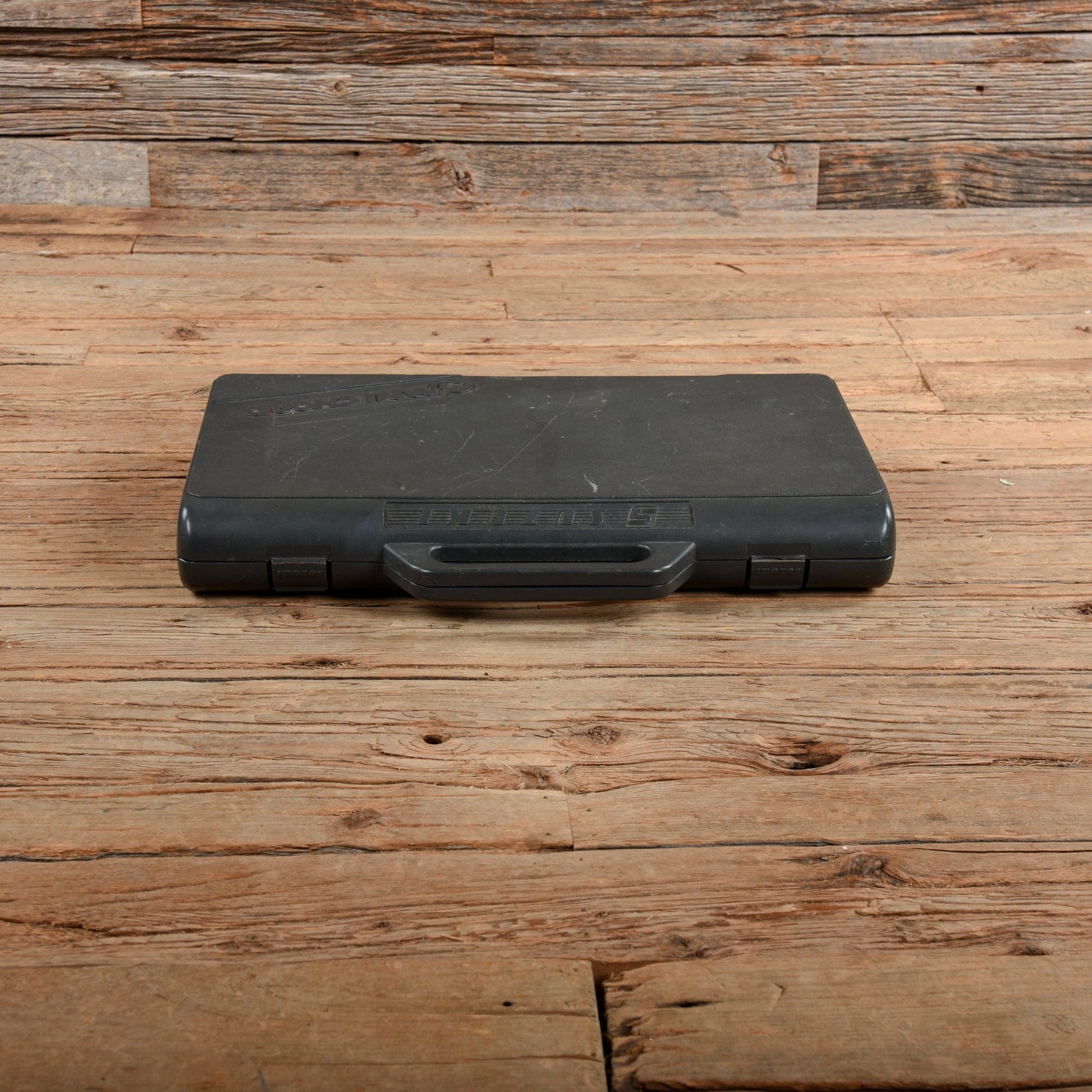 Suzuki Omnichord OM-100 Keyboards and Synths / Synths / Analog Synths