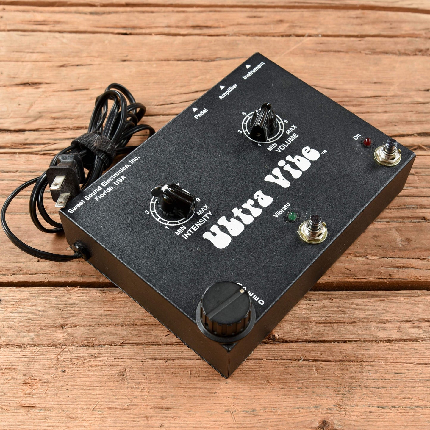 Sweet Sound Ultra Vibe Effects and Pedals / Tremolo and Vibrato