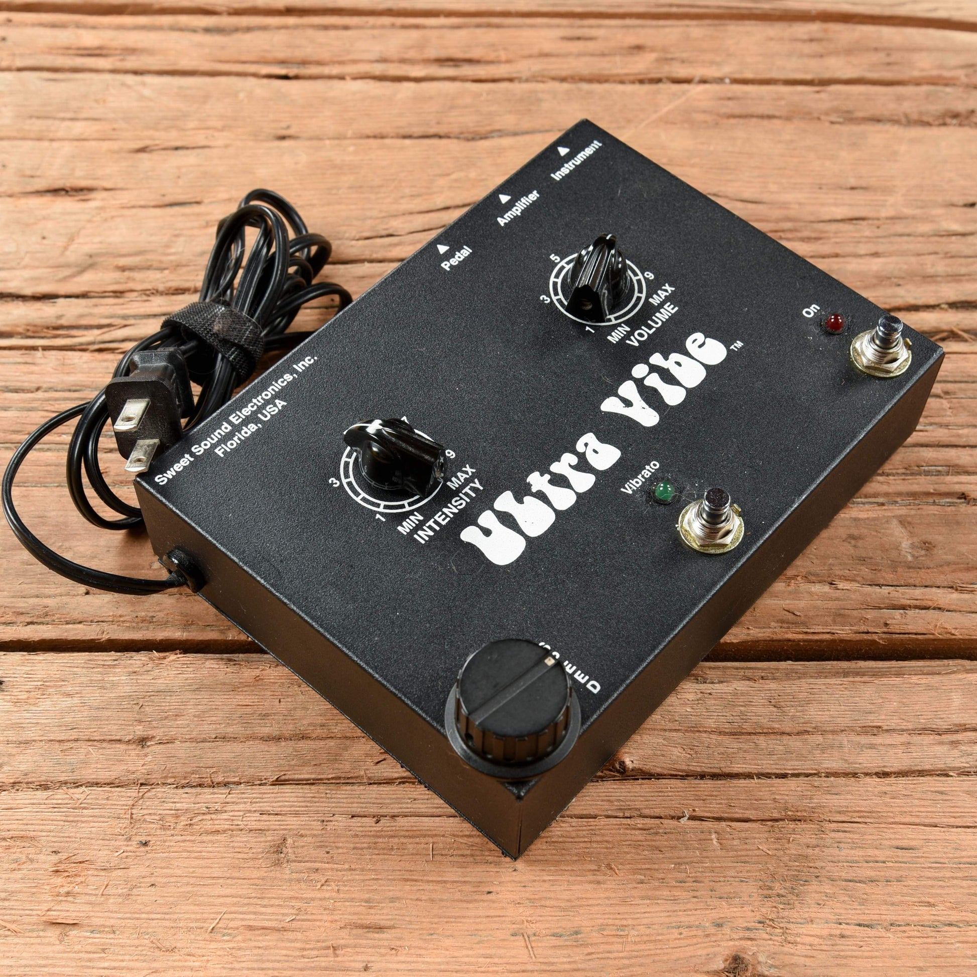 Sweet Sound Ultra Vibe Effects and Pedals / Tremolo and Vibrato