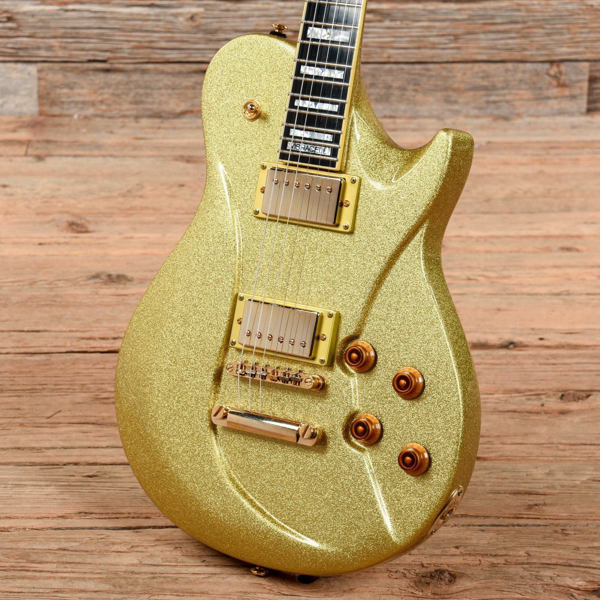 Switch Vibracell Gold Sparkle Electric Guitars / Solid Body