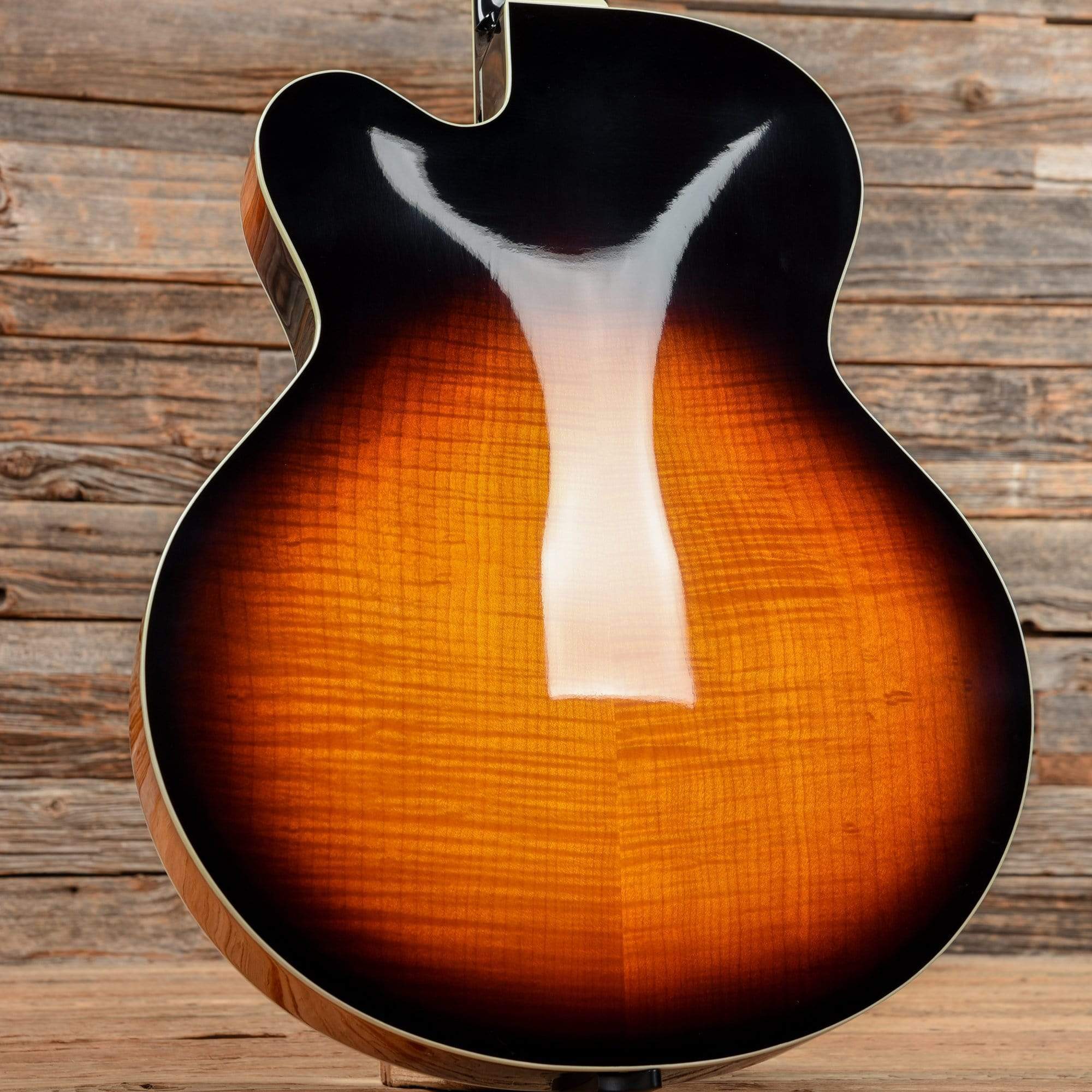 Tacoma AJF28C Sunburst Acoustic Guitars / Jumbo