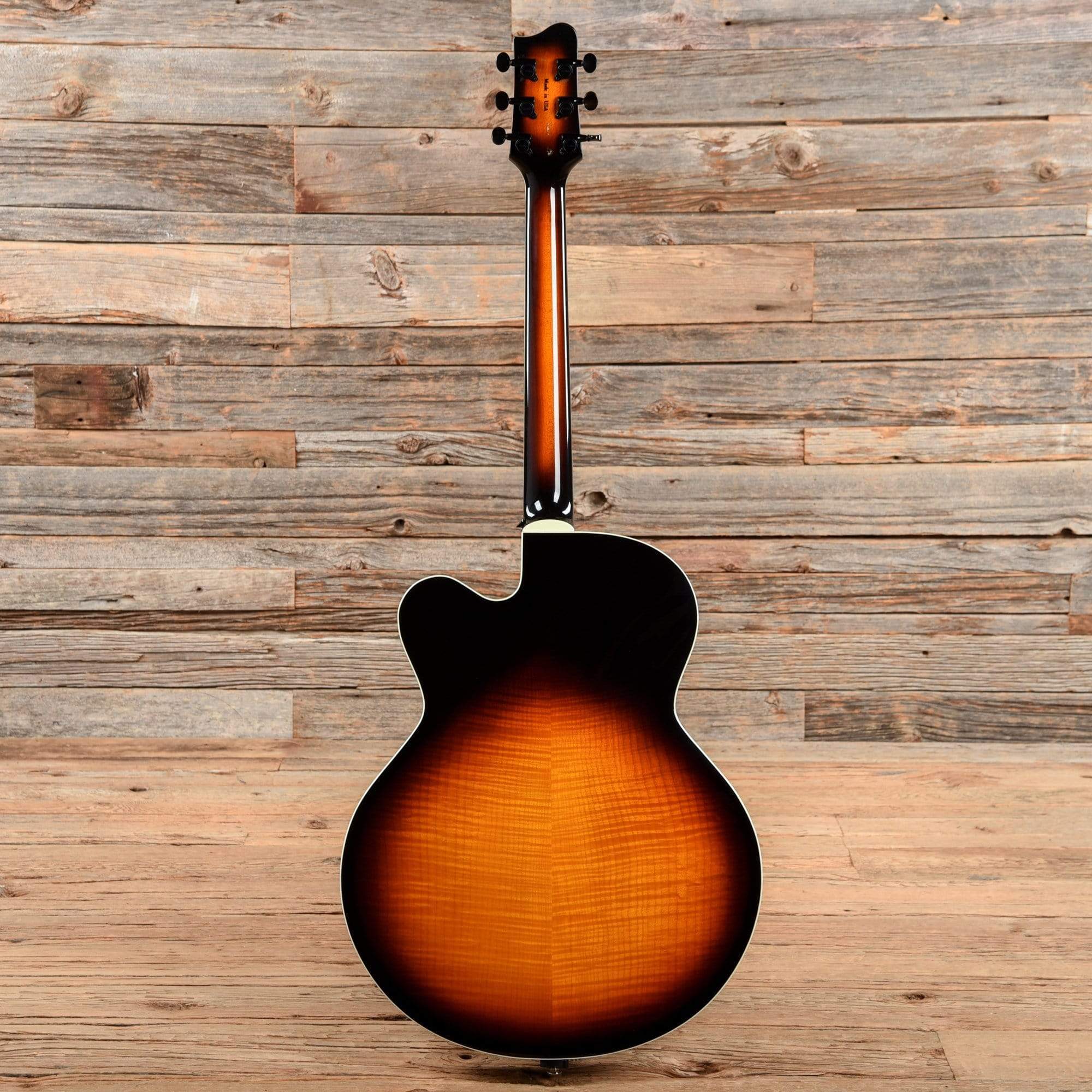 Tacoma AJF28C Sunburst Acoustic Guitars / Jumbo