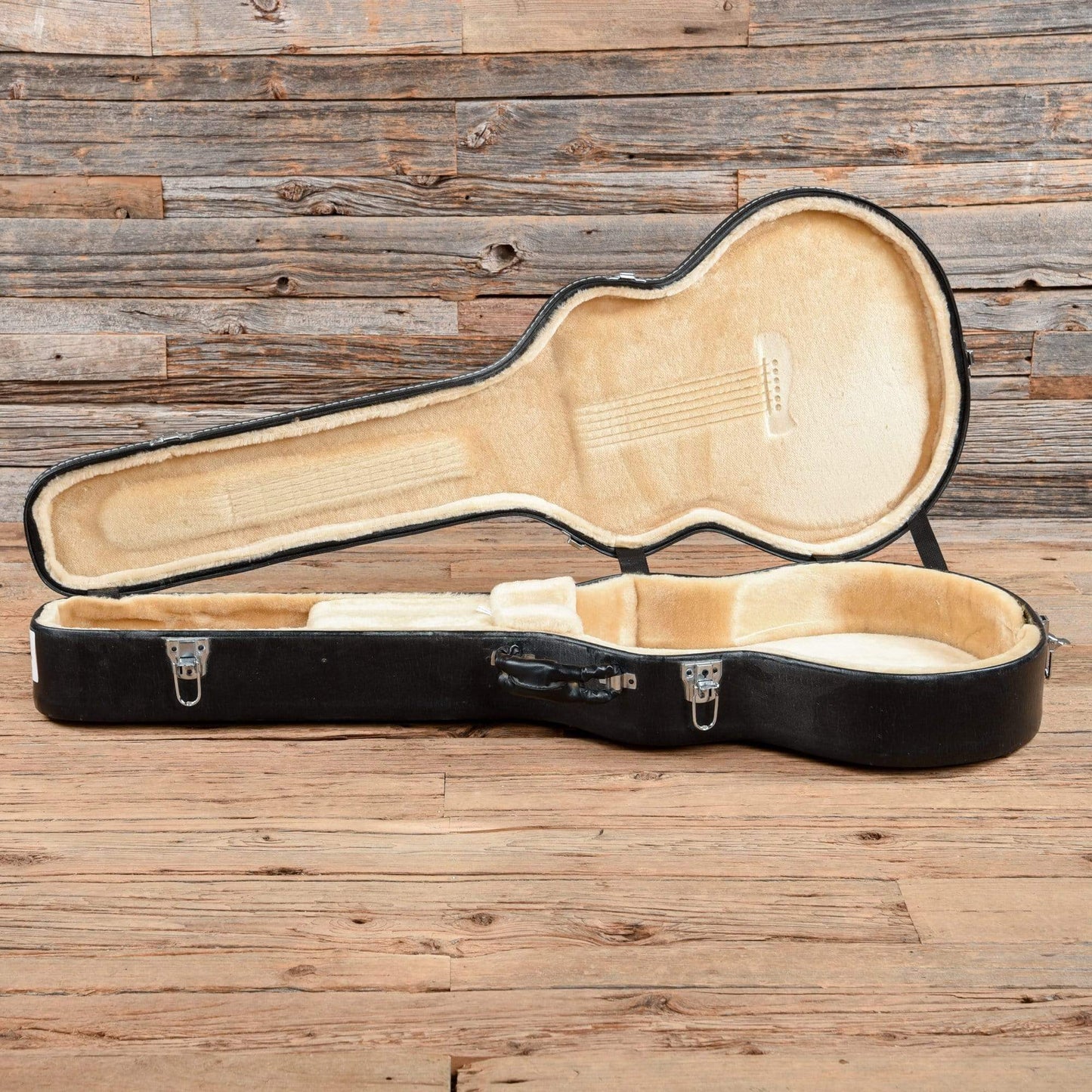 Tacoma Chief C1C Satin Natural Acoustic Guitars / Jumbo