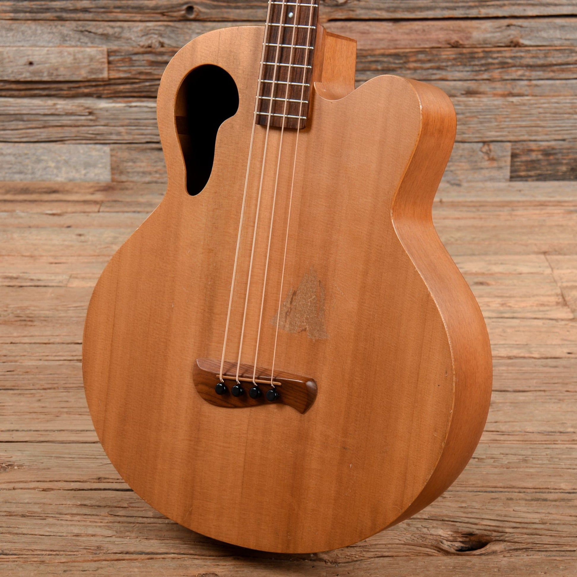 Tacoma Thunderchief CB10C Natural Bass Guitars / 4-String