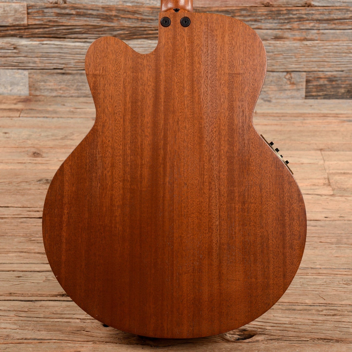 Tacoma Thunderchief CB10C Natural Bass Guitars / 4-String