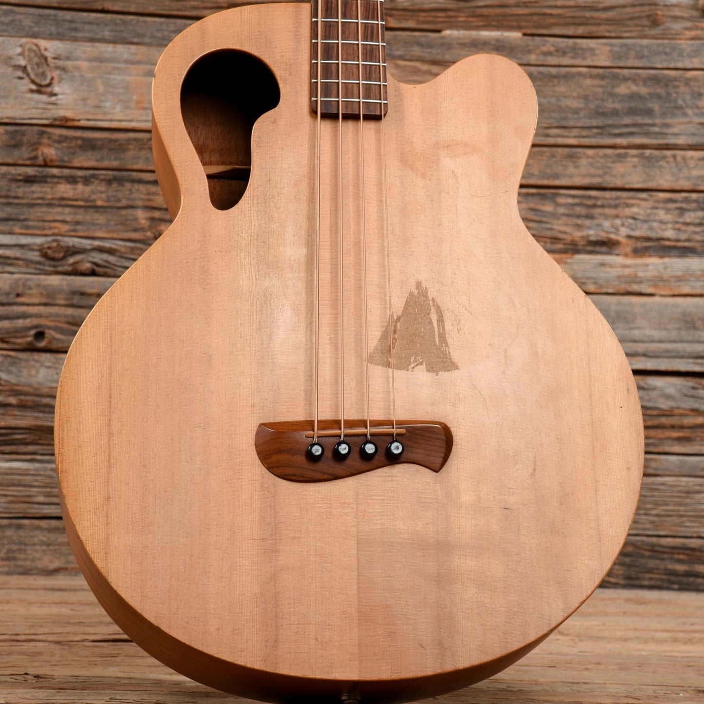 Tacoma Thunderchief CB10C Natural Bass Guitars / 4-String