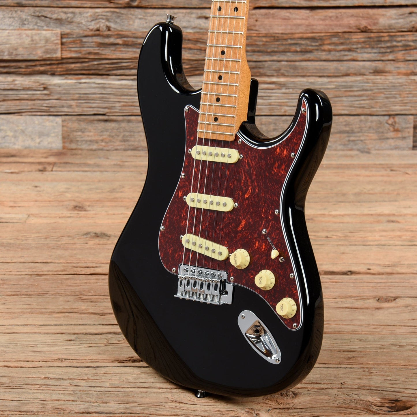 Tagima TG-530 Black Electric Guitars / Solid Body