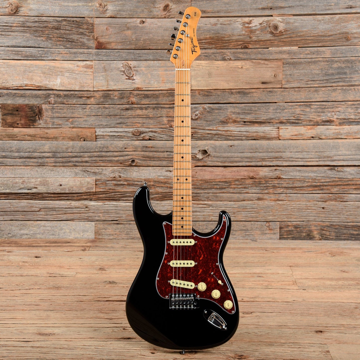 Tagima TG-530 Black Electric Guitars / Solid Body