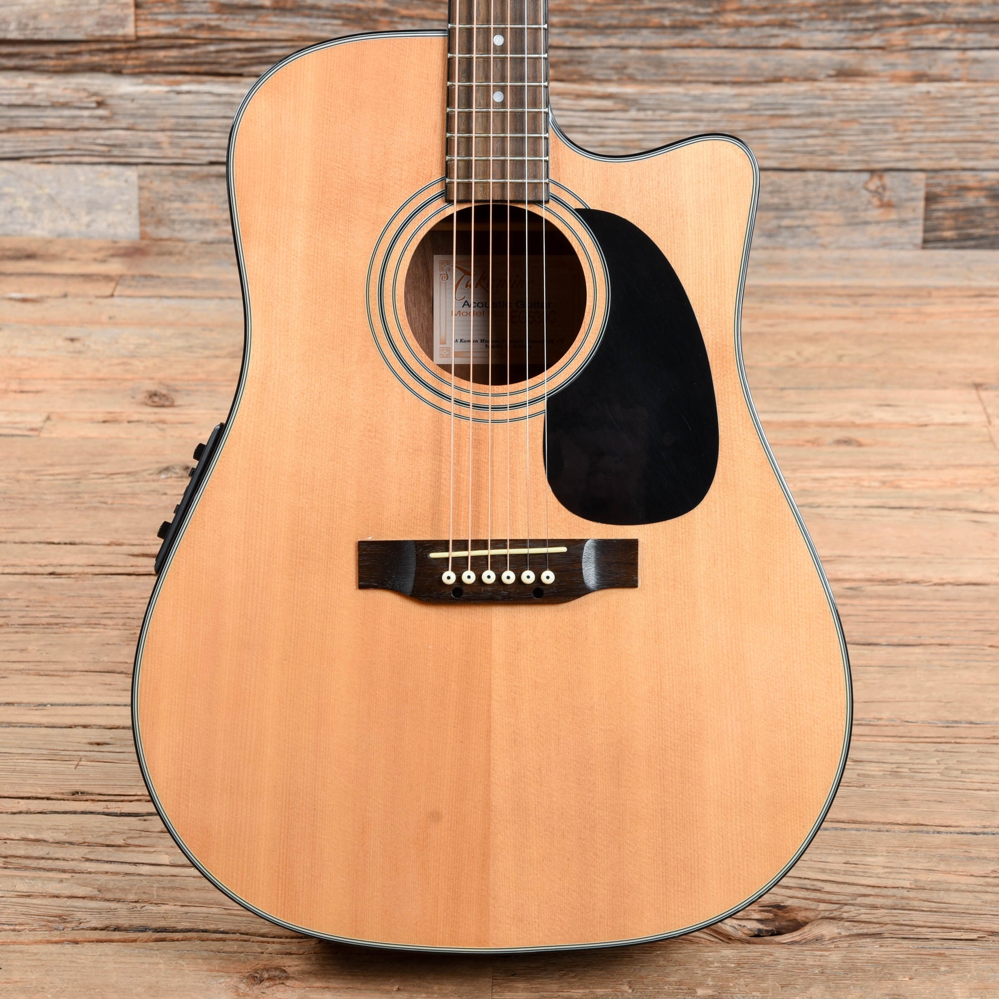 Takamine EG530C Natural Acoustic Guitars / Dreadnought