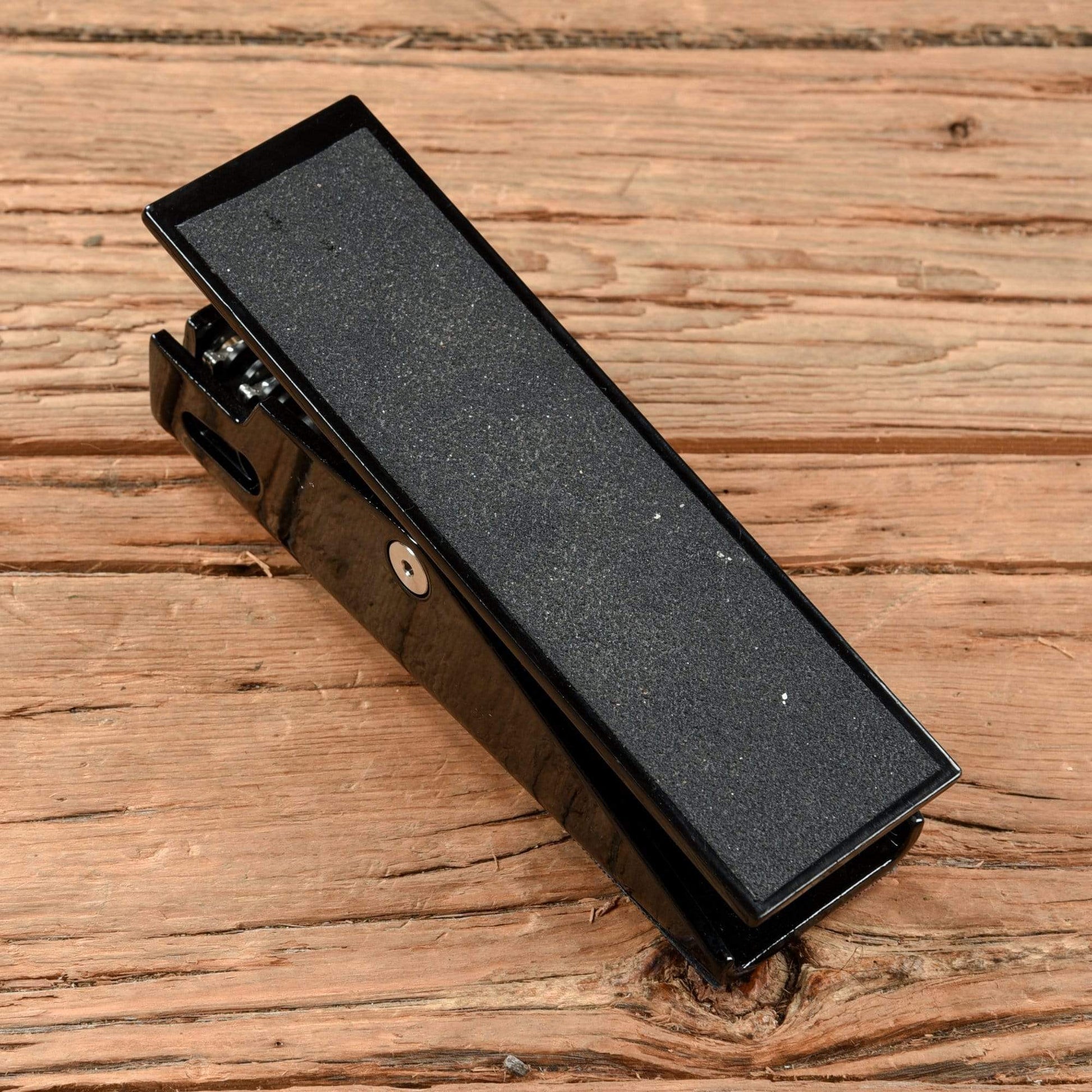 bloomery volume pedal Tapestry Audio Bloomery Active Volume Pedal – Chicago Music Exchange