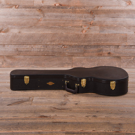Taylor Hardshell Case for Grand Auditorium Acoustic Brown Accessories / Cases and Gig Bags / Guitar Cases