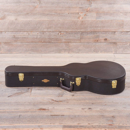 Taylor Hardshell Case for Grand Symphony Acoustic Brown Accessories / Cases and Gig Bags / Guitar Cases