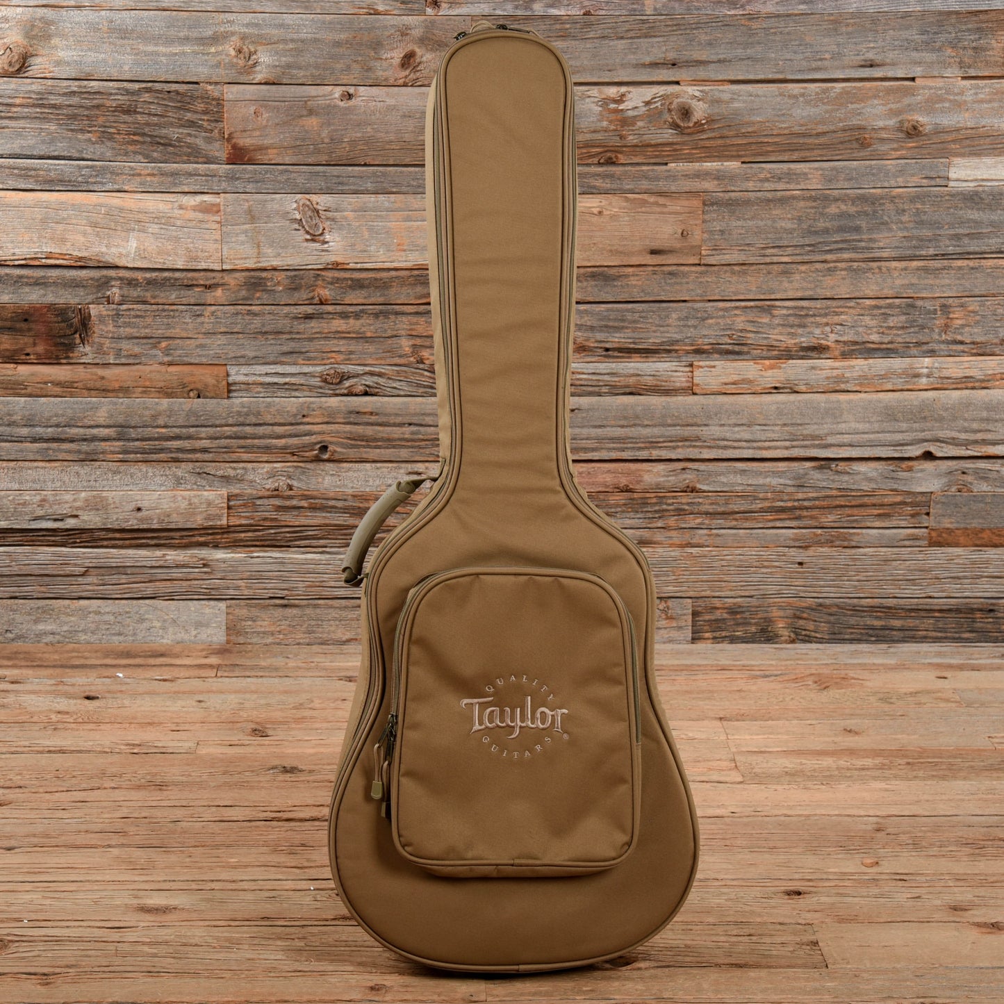 Taylor 150e Walnut w/ ES2 Electronics Natural 2018 Acoustic Guitars / 12-String