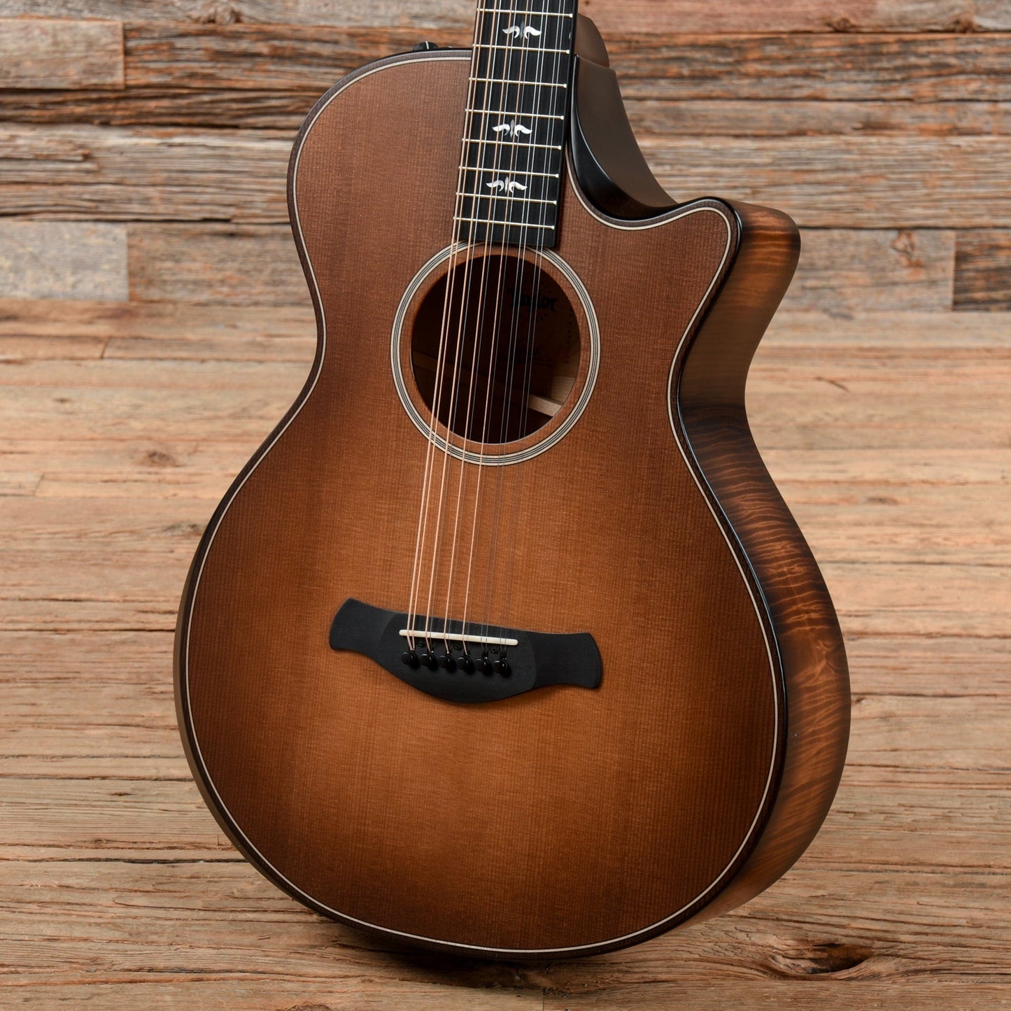 Taylor Builder's Edition 652ce 12-String Grand Concert Torrefied Spruce/Big Leaf Maple Wild Honey Burst ES2 Acoustic Guitars / 12-String