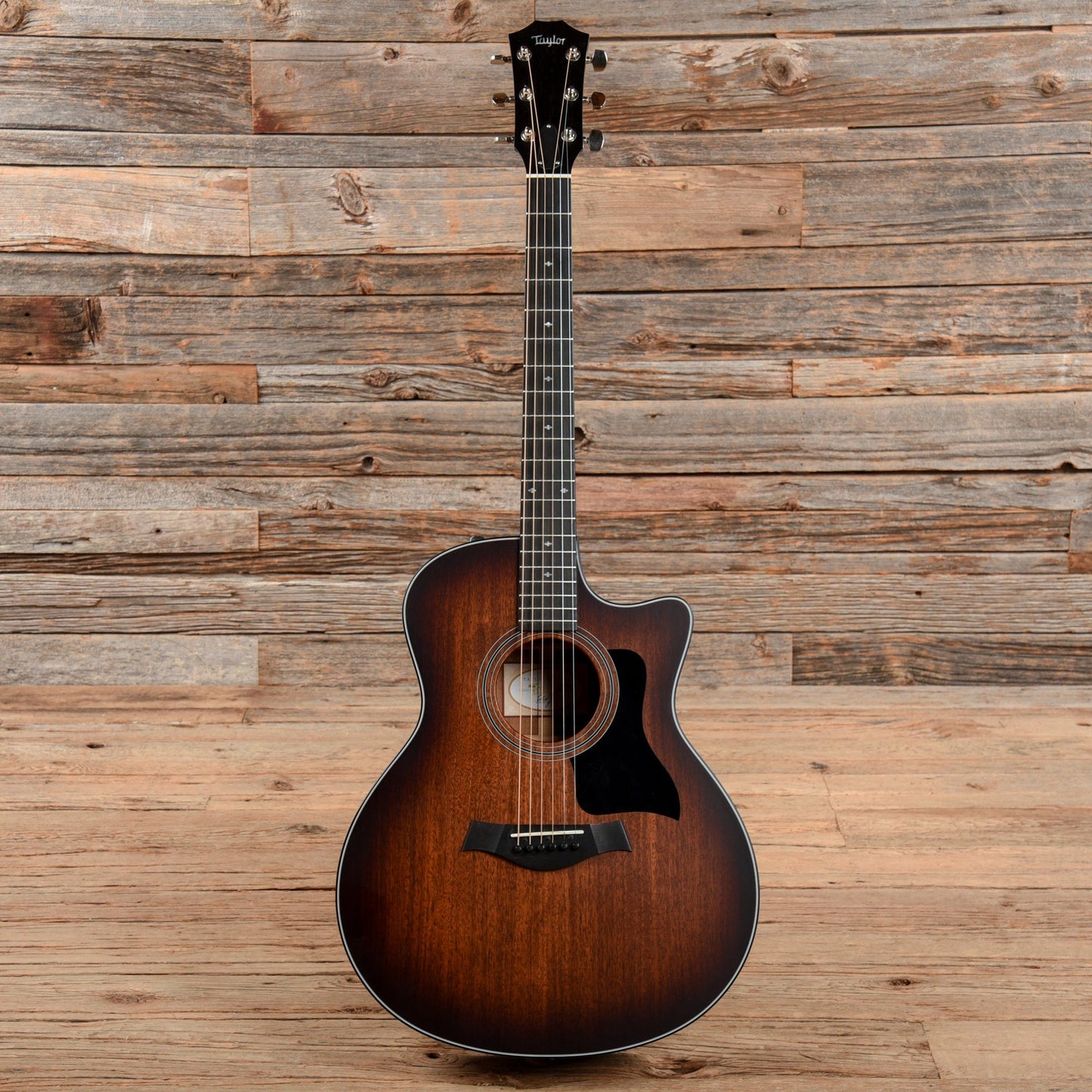 Taylor 326ce Shaded Edgeburst 2017 Acoustic Guitars / Built-in Electronics