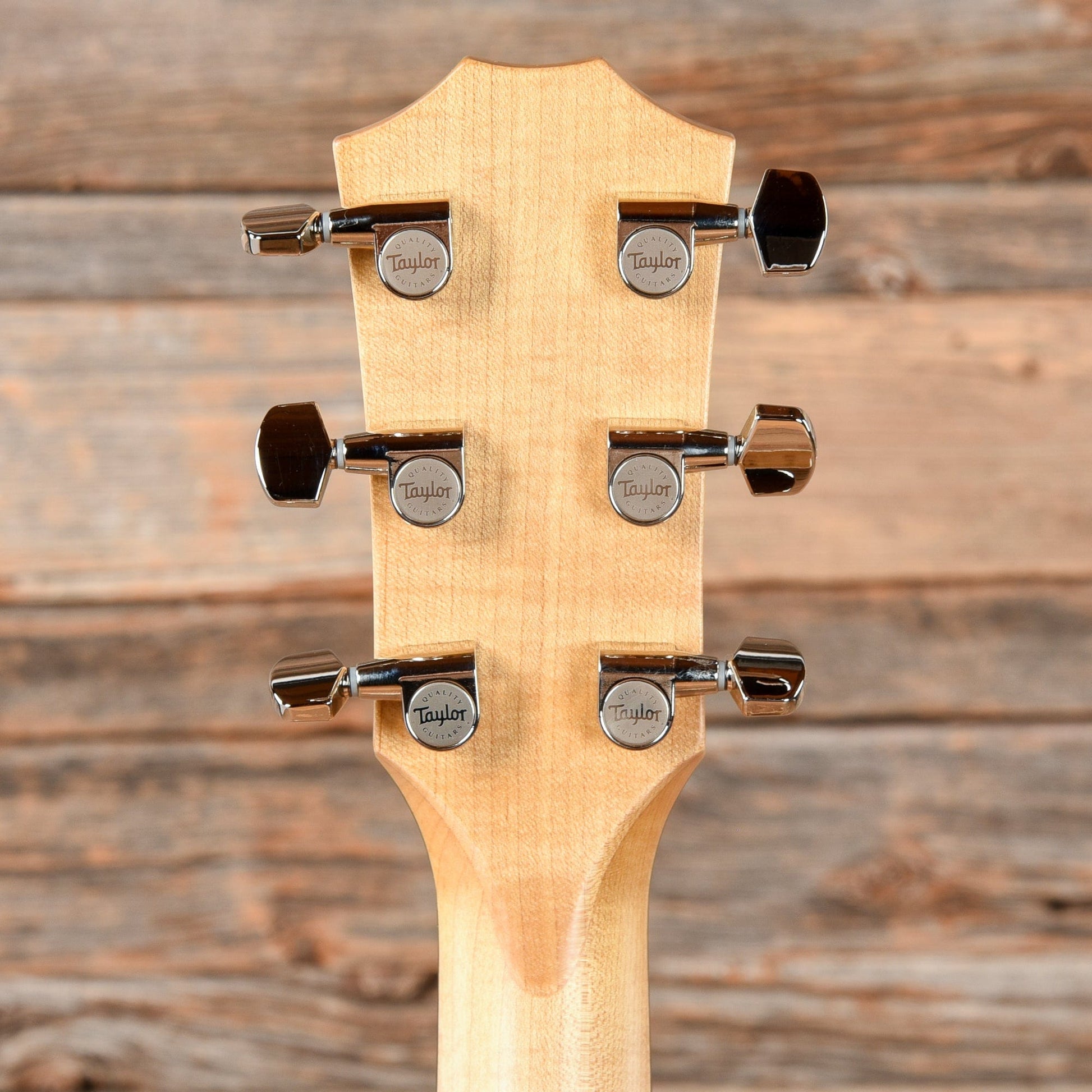 Taylor 618e Natural 2021 Acoustic Guitars / Built-in Electronics