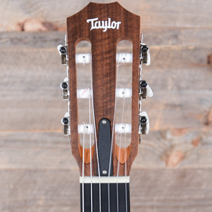 Taylor Academy 12e-N Lutz Spruce/Layered Sapele Grand Concert Nylon String w/ES-N Acoustic Guitars / Built-in Electronics