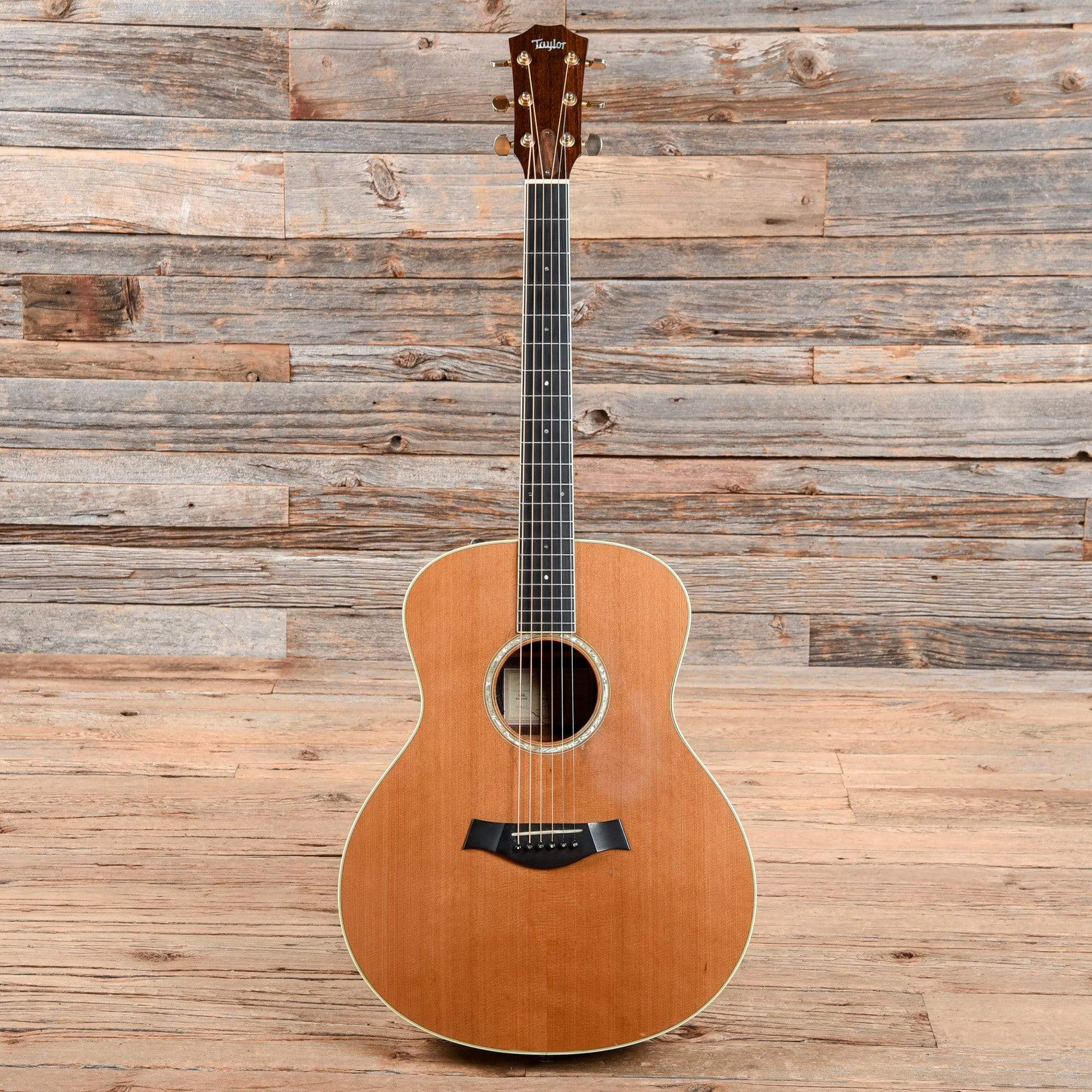 Taylor GS7 Natural 2006 – Chicago Music Exchange