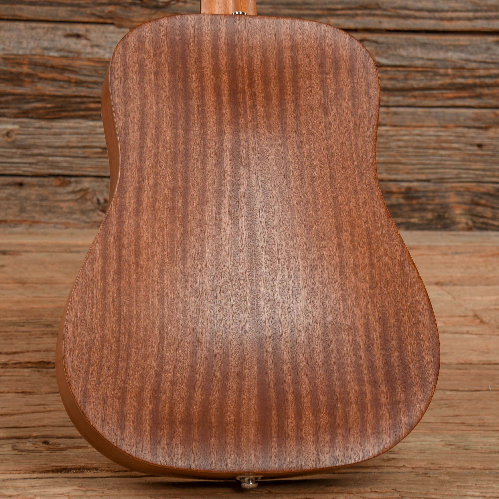 Taylor TSBTe Taylor Swift Signature Baby Taylor Natural 2018 Acoustic Guitars / Built-in Electronics