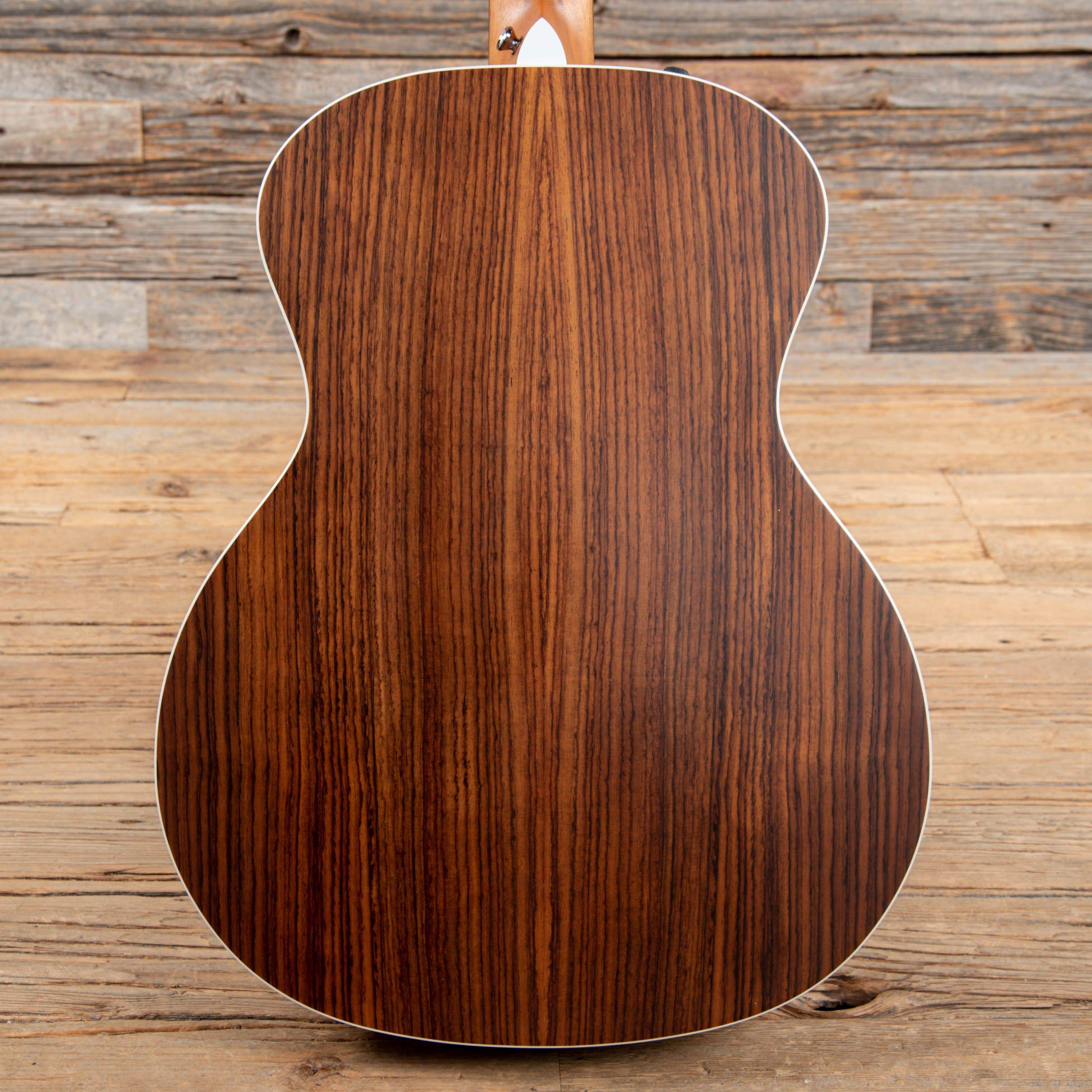 Taylor 214e-N Natural 2014 Acoustic Guitars / Classical