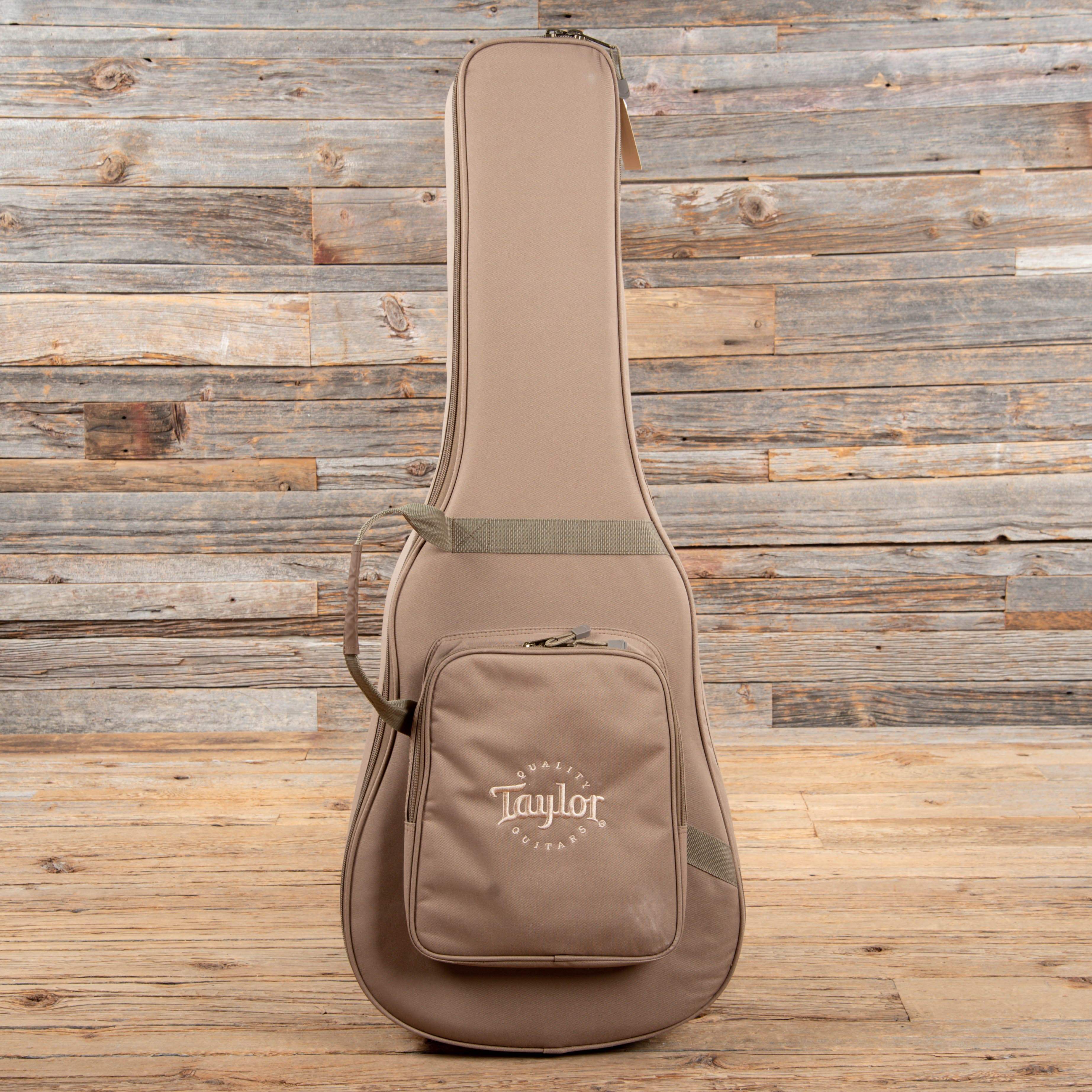 Taylor 214e-N Natural 2014 Acoustic Guitars / Classical