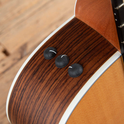 Taylor 214e-N Natural 2014 Acoustic Guitars / Classical
