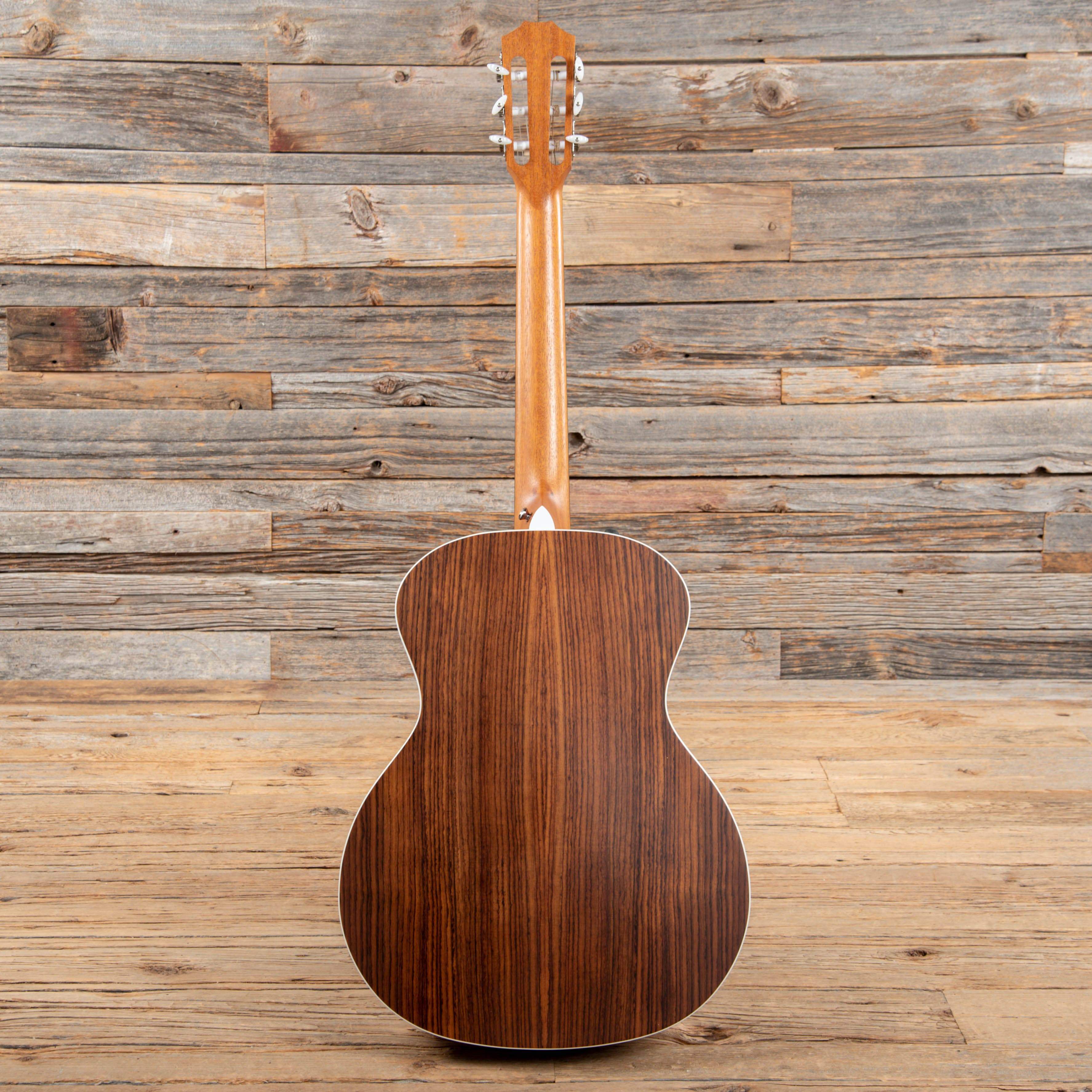 Taylor 214e-N Natural 2014 Acoustic Guitars / Classical