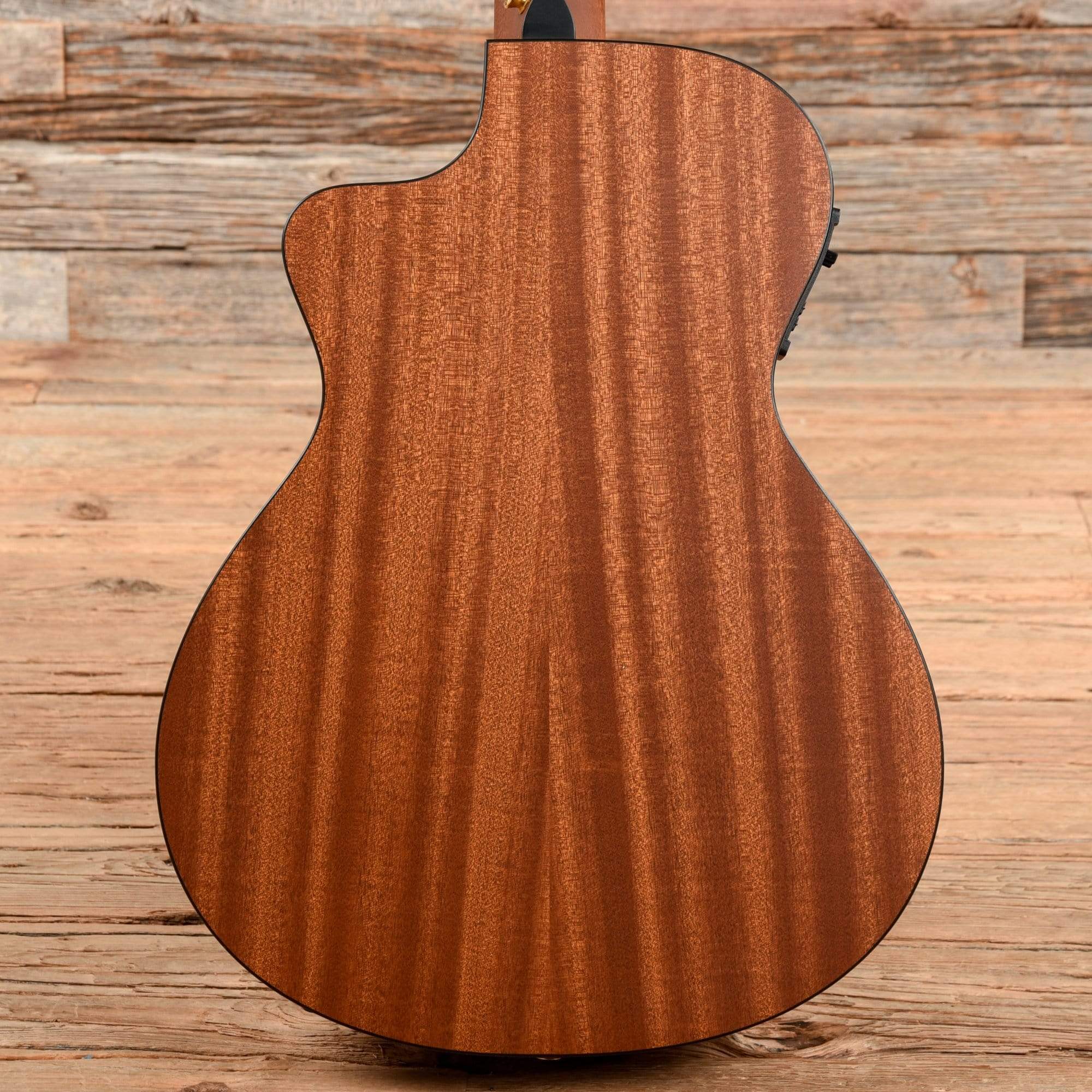 Taylor NS32-CE Natural 2002 Acoustic Guitars / Classical