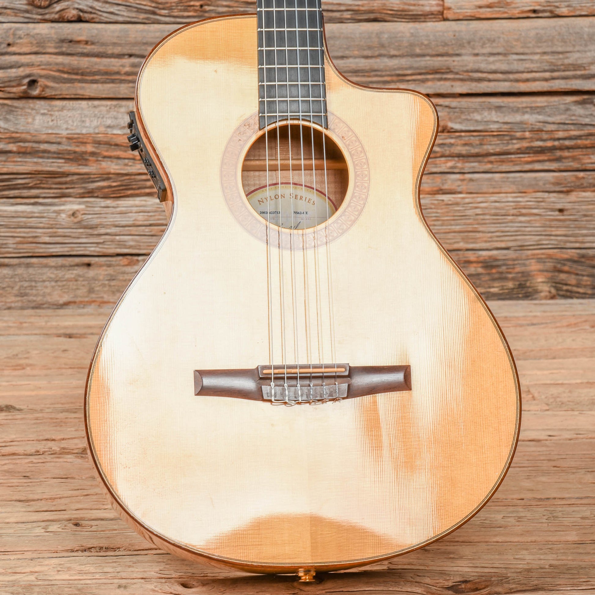 Taylor NS62CE Natural 2002 Acoustic Guitars / Classical