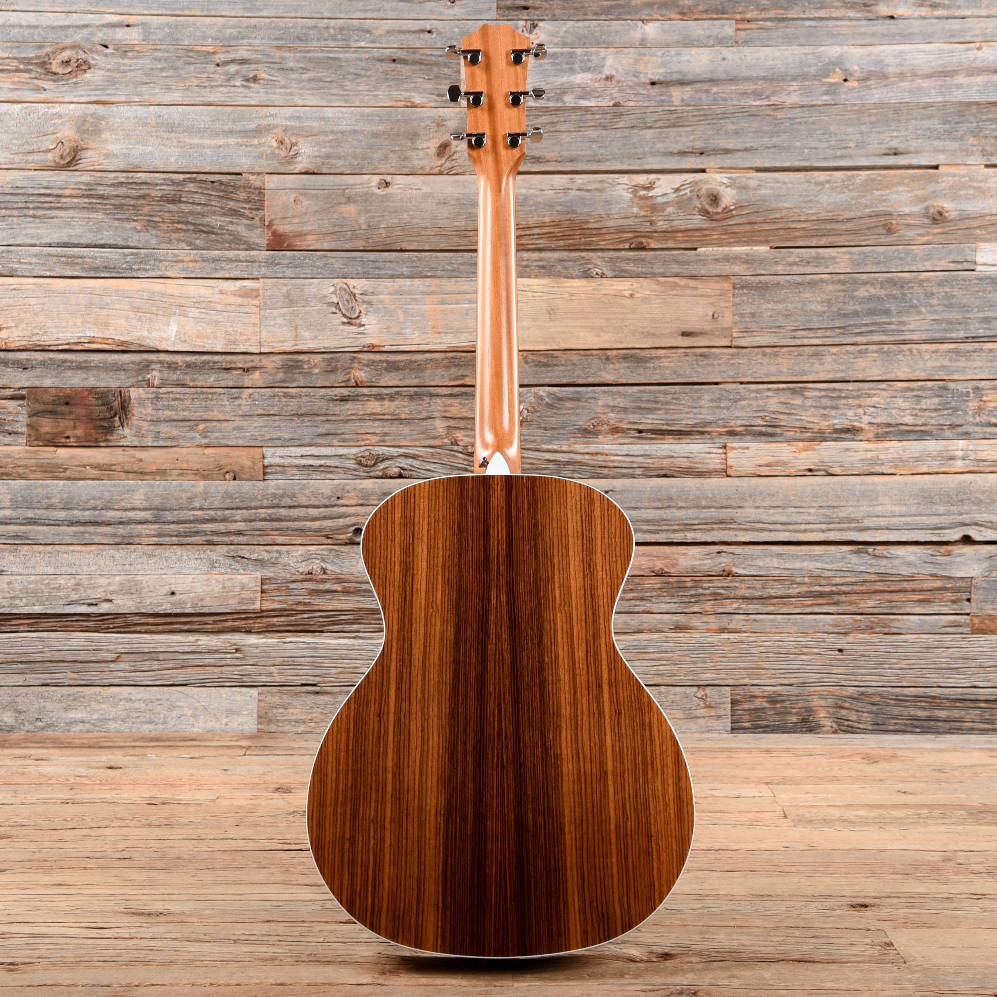 Taylor 214e-SB DLX Sunburst 2019 Acoustic Guitars / Concert