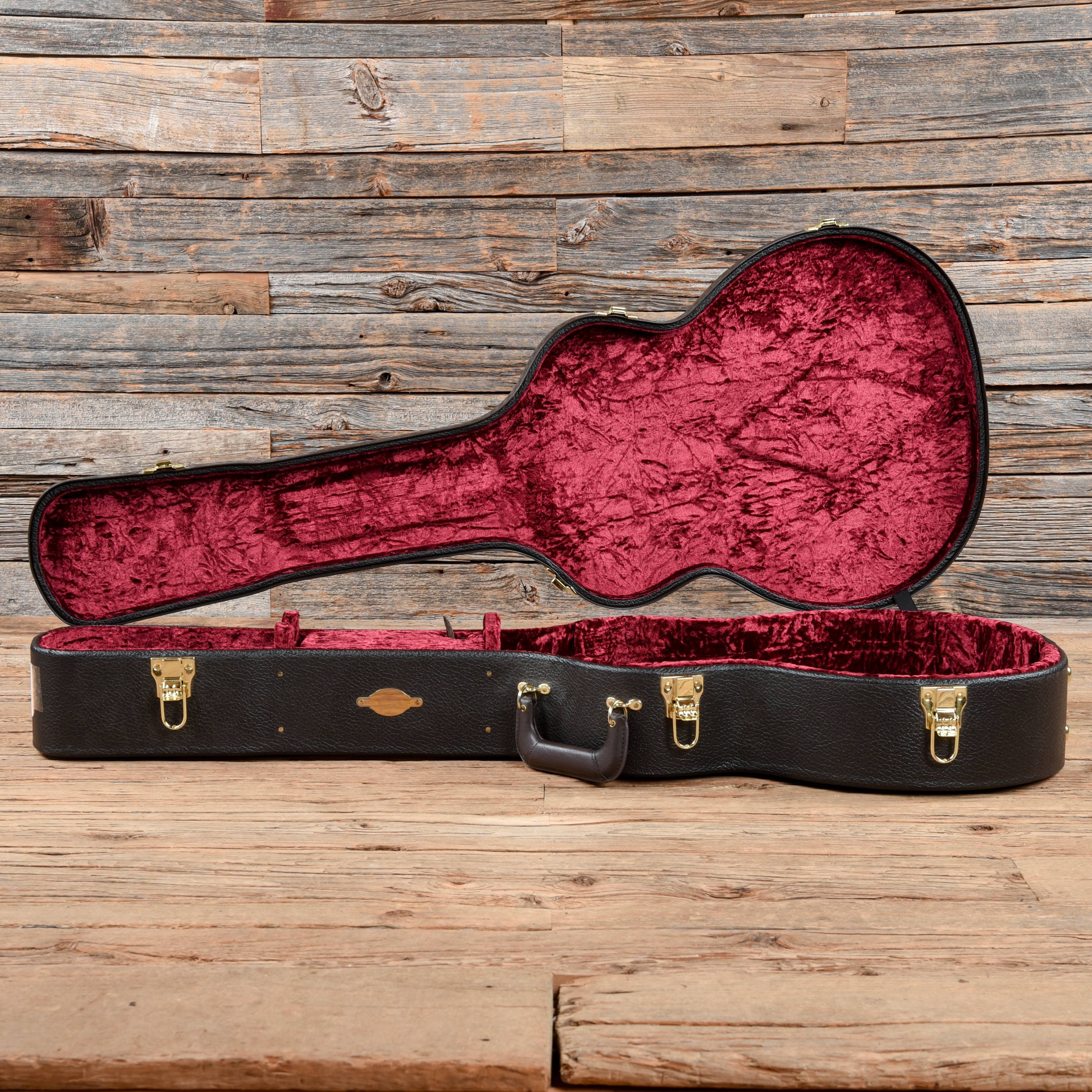 Taylor 214e-SB DLX Sunburst 2019 Acoustic Guitars / Concert