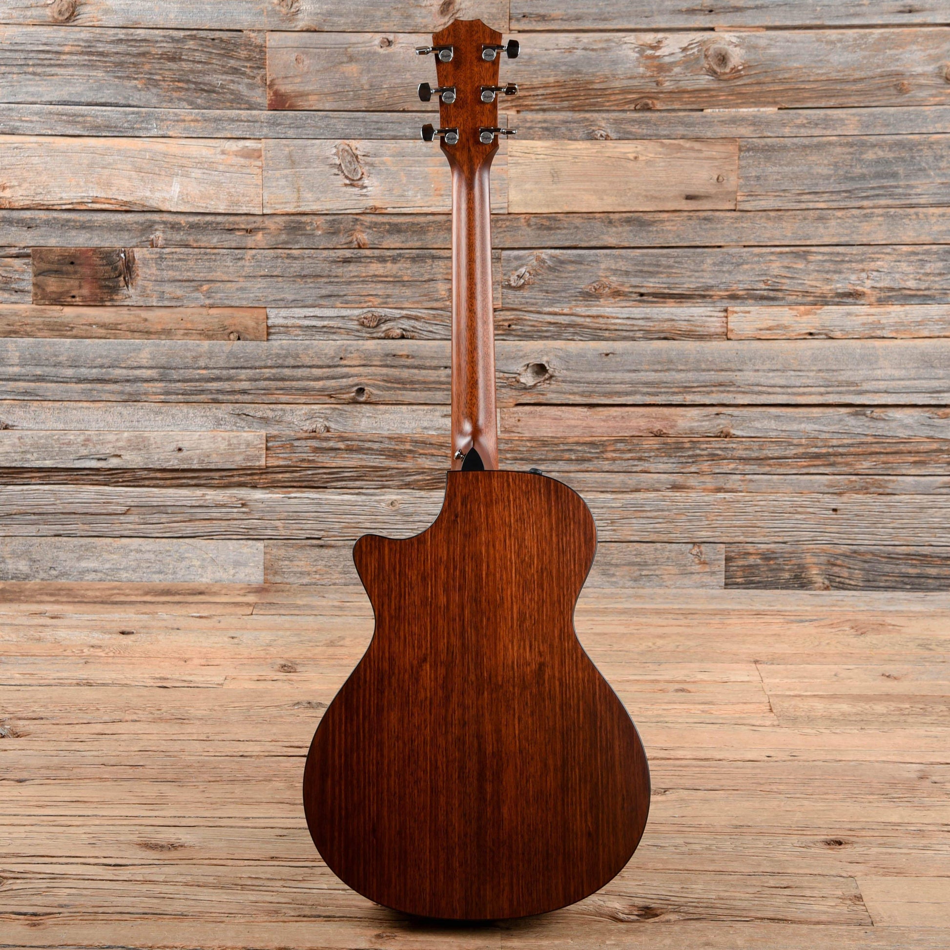 Taylor 322ce Shaded Edgeburst 2017 Acoustic Guitars / Concert