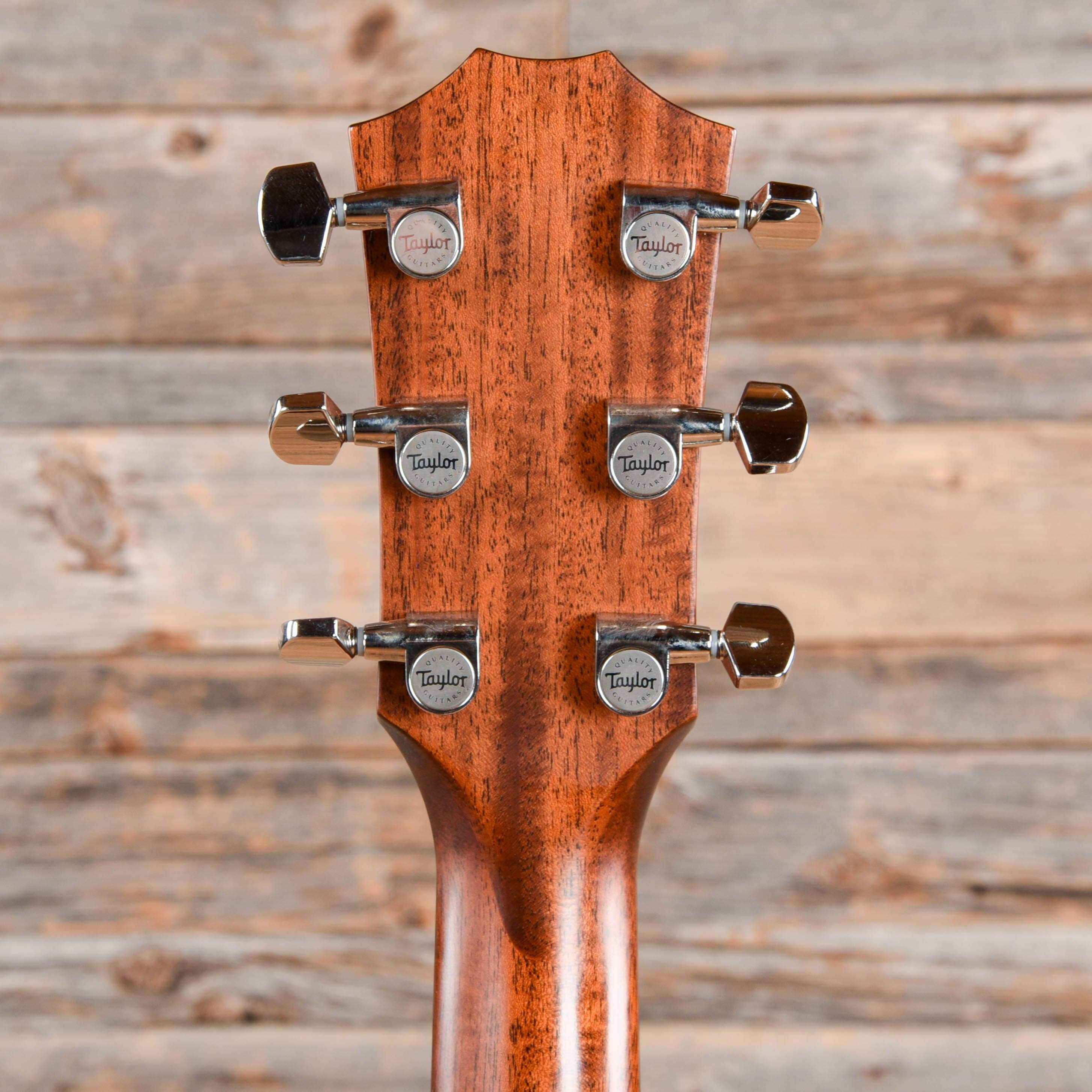 Taylor 324ce w/V-Class Bracing w/OHSC Shaded Edgeburst 2019 Acoustic Guitars / Concert