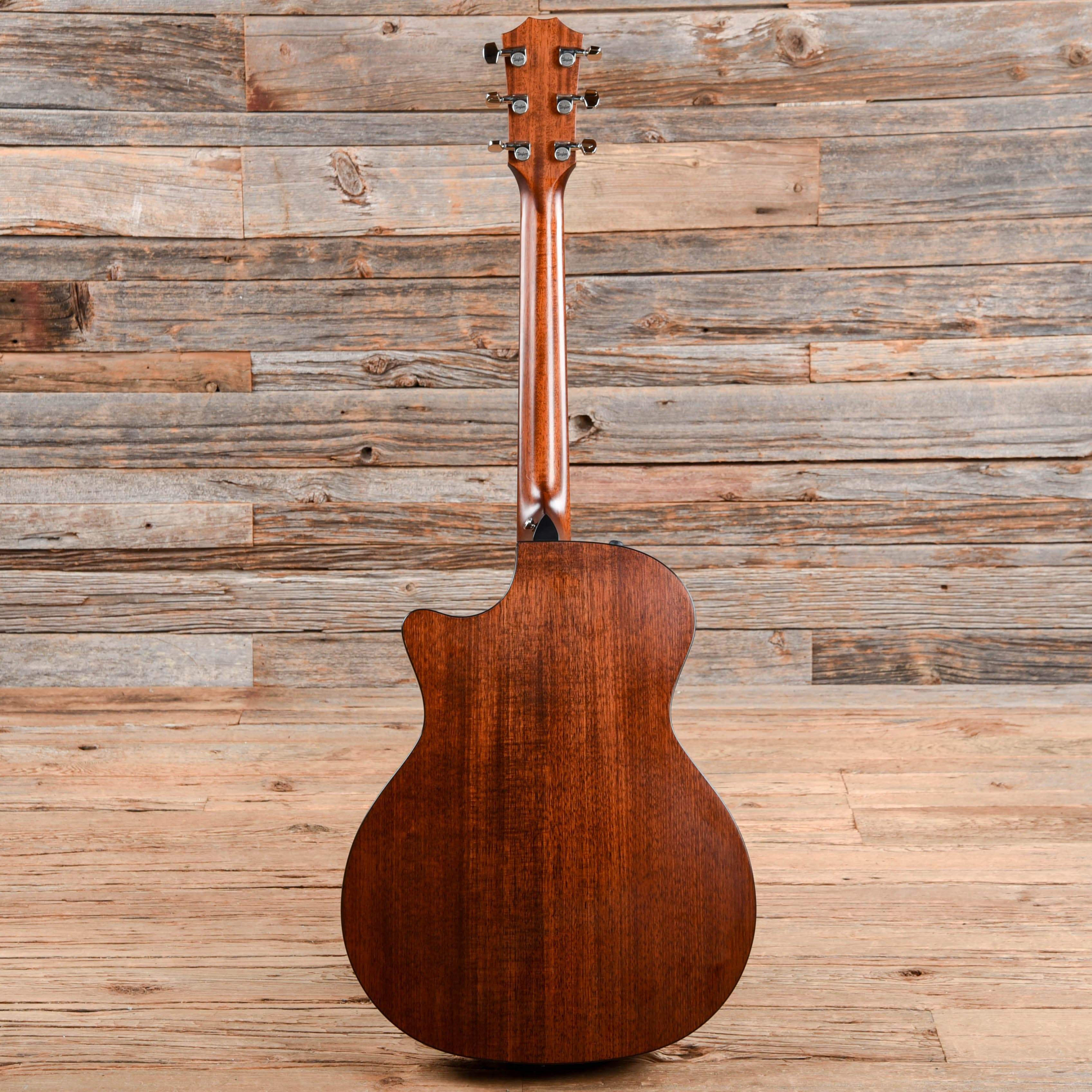 Taylor 324ce w/V-Class Bracing w/OHSC Shaded Edgeburst 2019 Acoustic Guitars / Concert