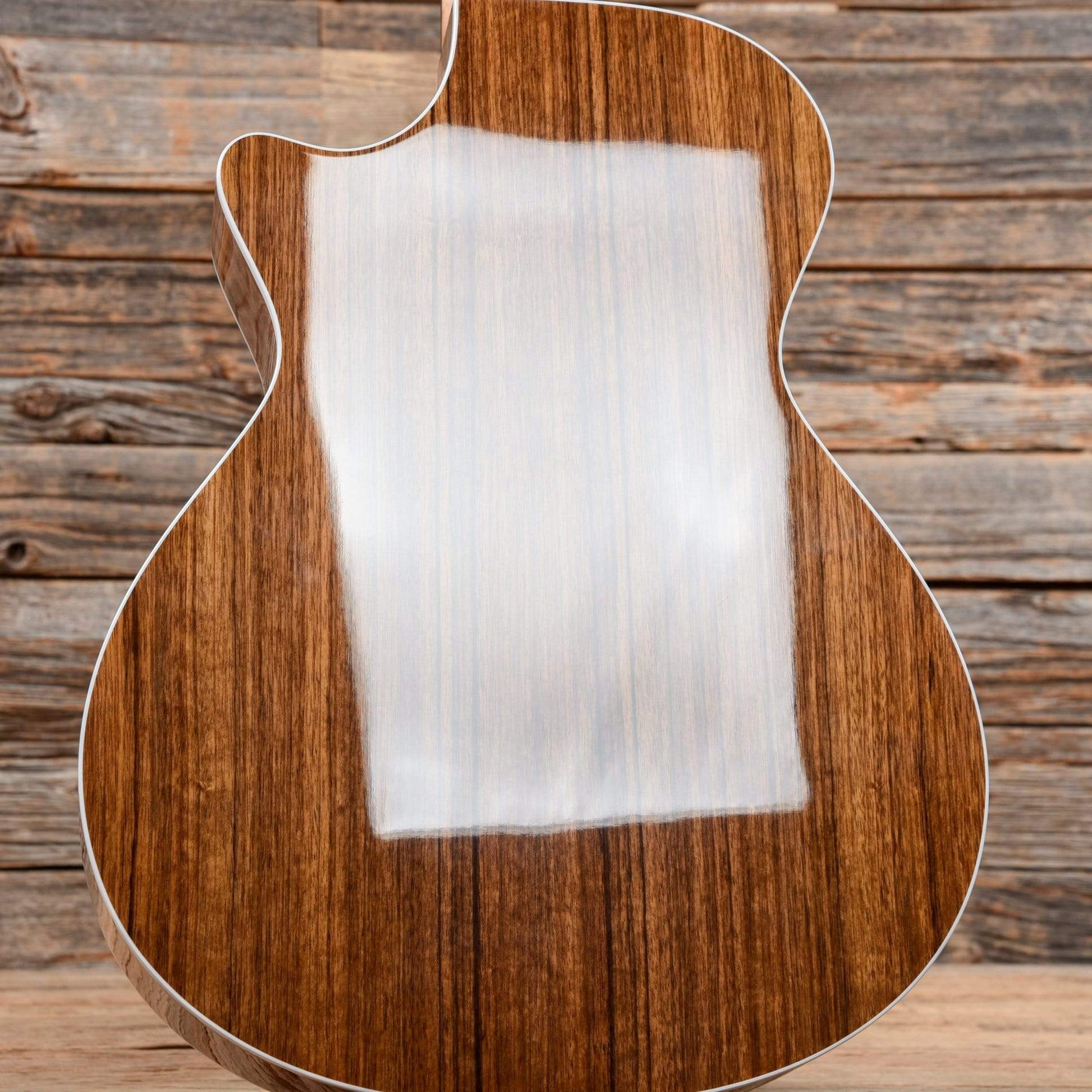 Taylor 412ce Grand Concert Sitka/Ovangkol ES2 w/V-Class Bracing Acoustic Guitars / Concert