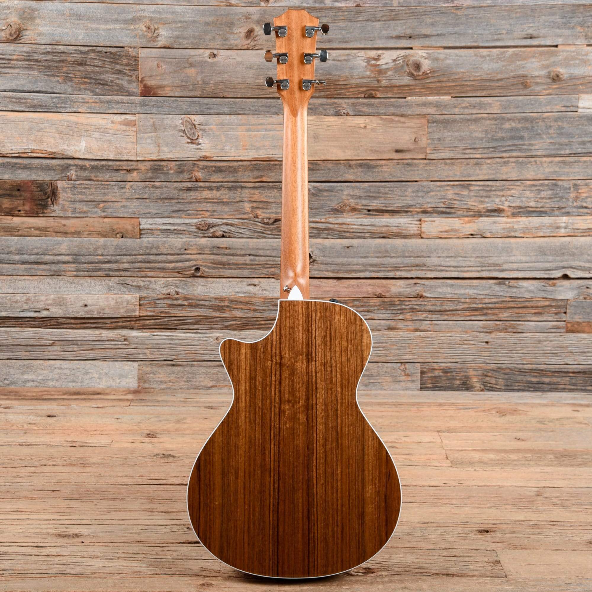 Taylor 412ce Grand Concert Sitka/Ovangkol ES2 w/V-Class Bracing Acoustic Guitars / Concert