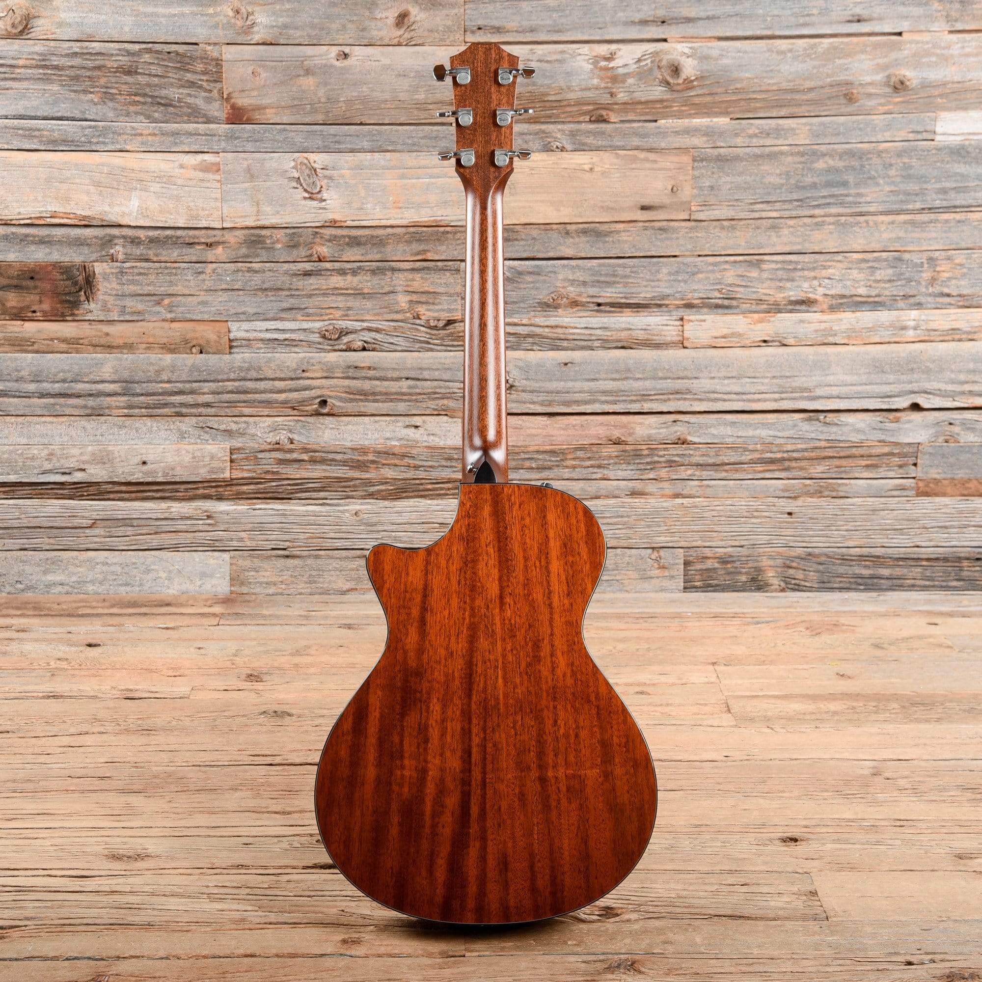Taylor 512ce Grand Concert Western Red Cedar/Tropical Mahogany Natural ES2 w/V-Class Bracing Acoustic Guitars / Concert