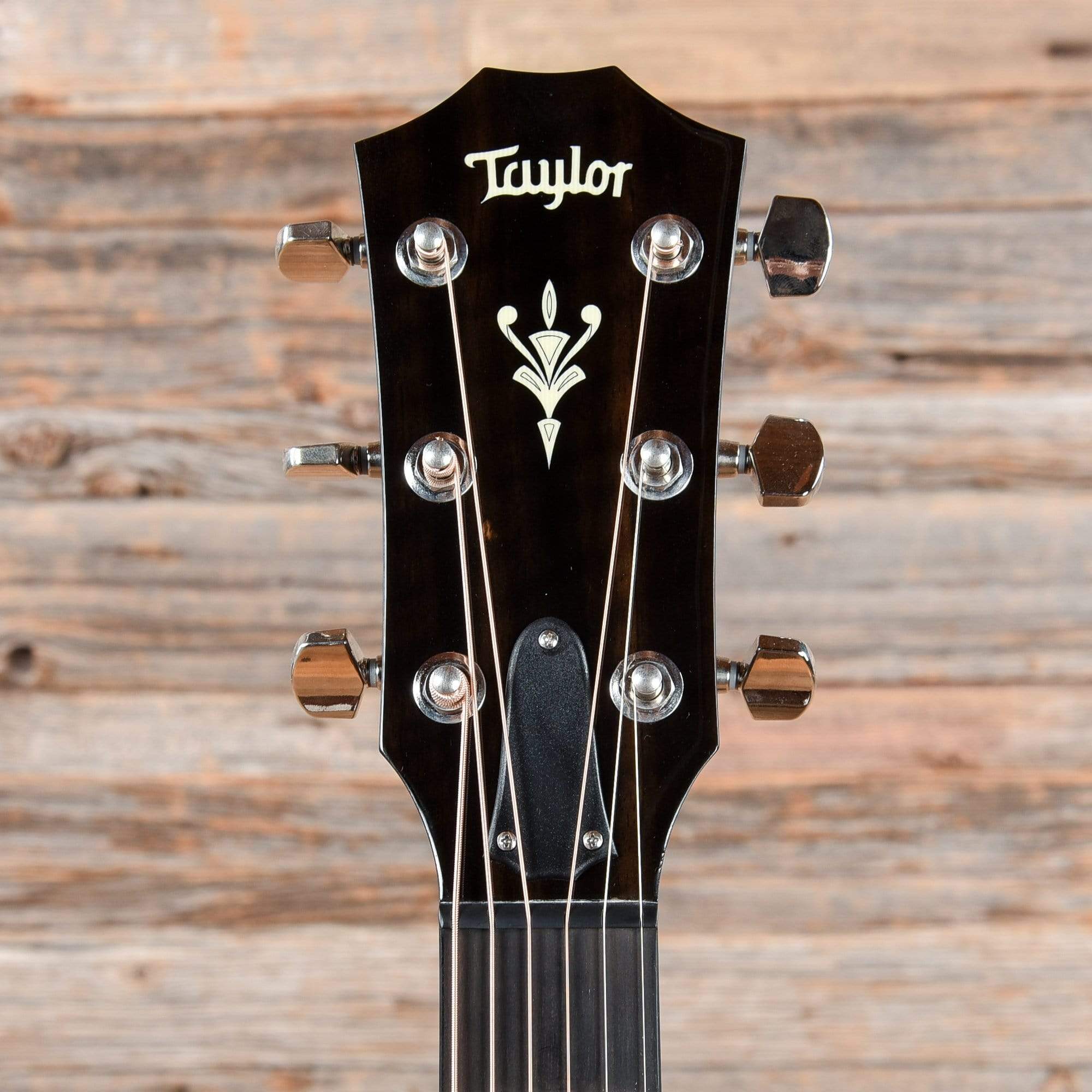 Taylor 522ce Grand Concert Tropical Mahogany Shaded Edgeburst ES2 w/V-Class Bracing Acoustic Guitars / Concert
